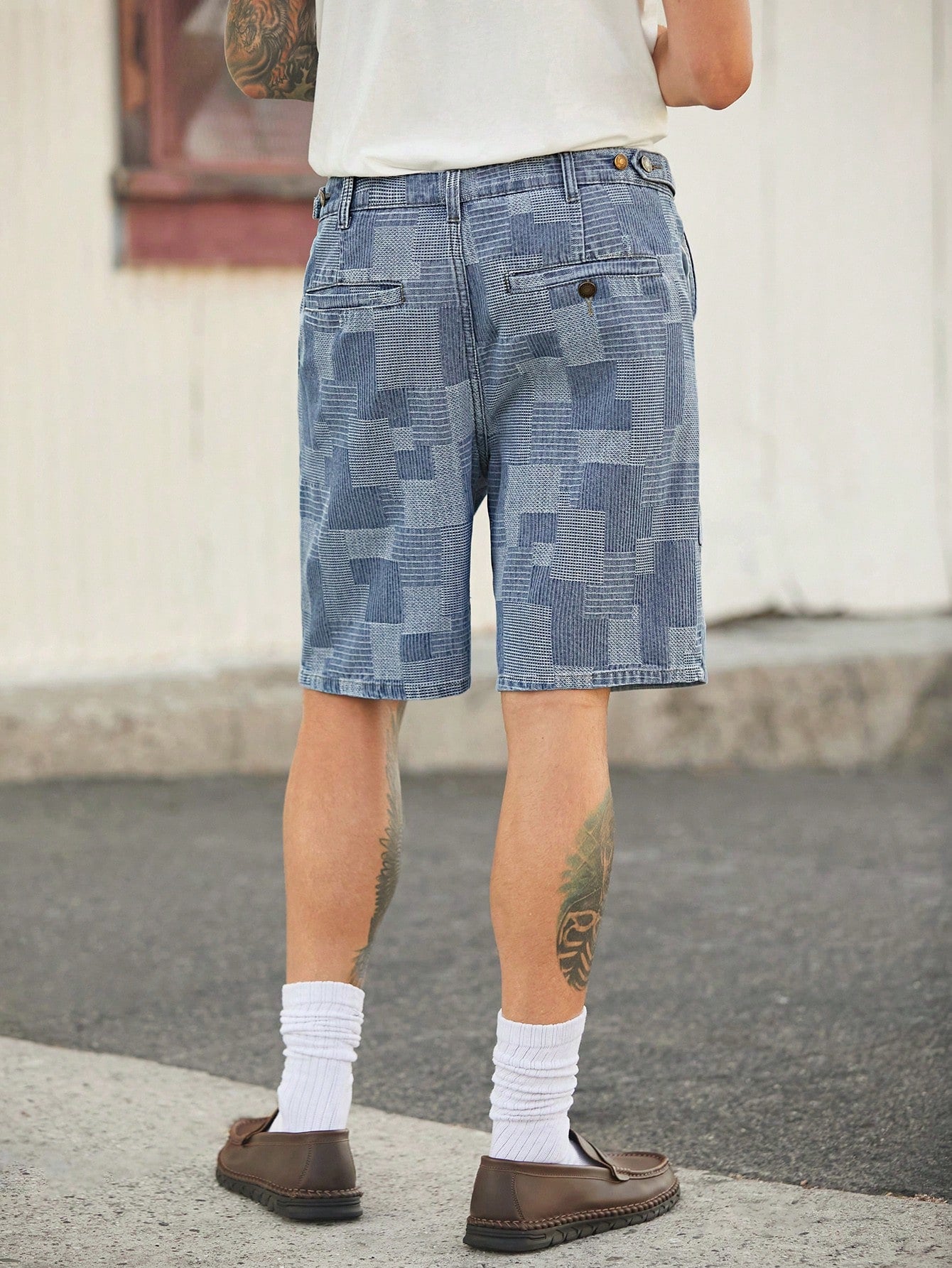 Bermuda Masculina Jeans Estilo Patchwork Moderno Bermuda Masculina Jeans Destroyed Estilo Urbano Despojado