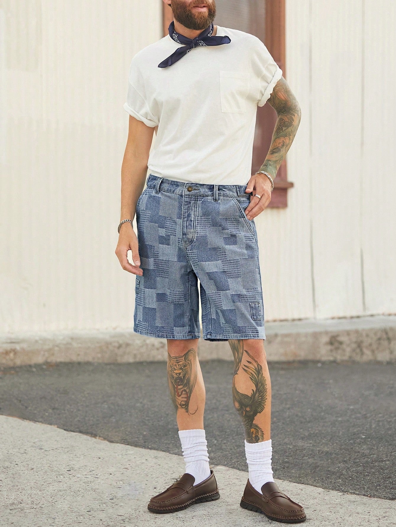 Bermuda Masculina Jeans Estilo Patchwork Moderno Bermuda Masculina Jeans Destroyed Estilo Urbano Despojado