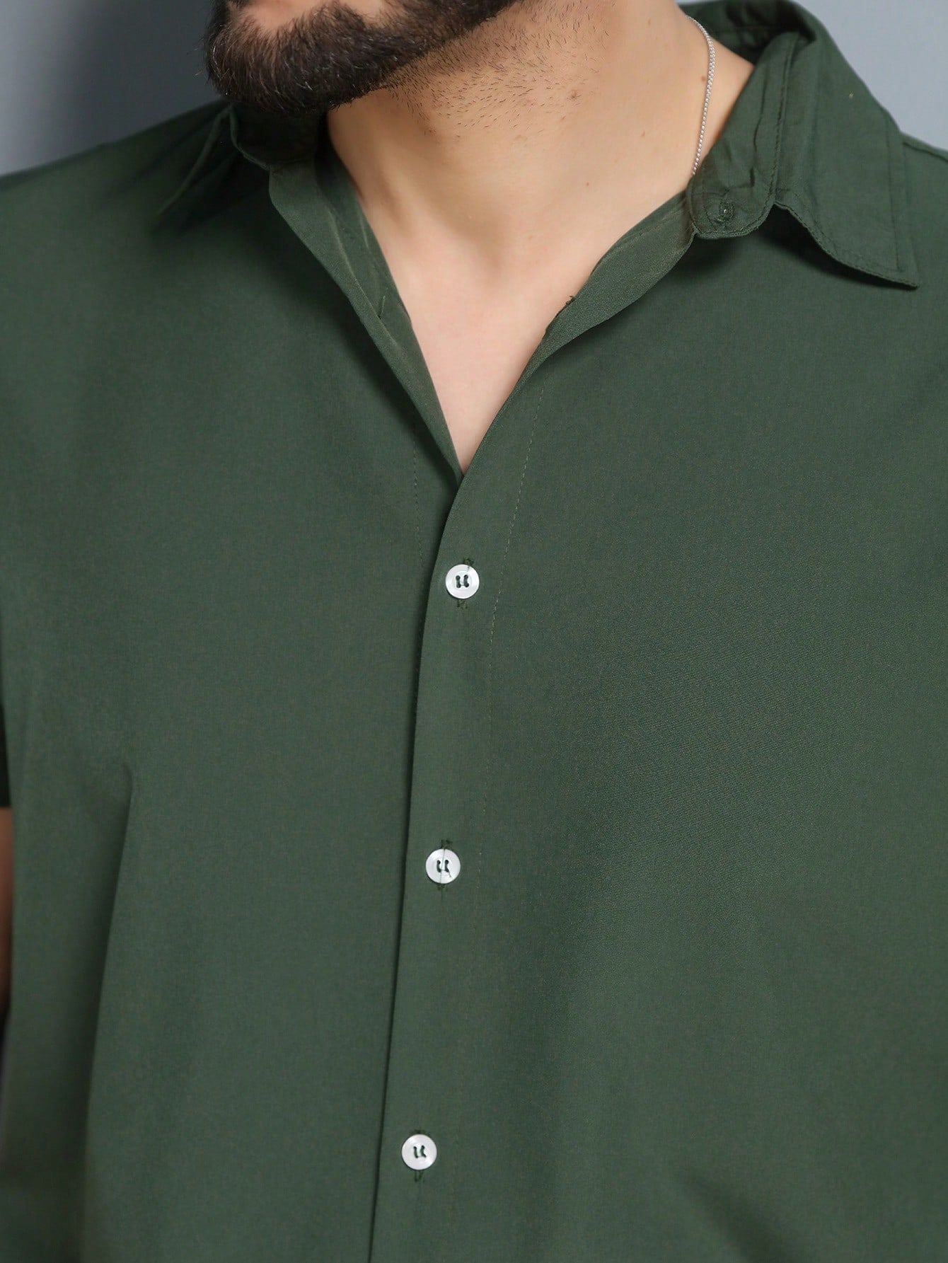 Conjunto Masculino Camisa Manga Curta E Shorts Estampa Lisa Conjunto Masculino Camisa Manga Curta E Shorts Estampa Lisa