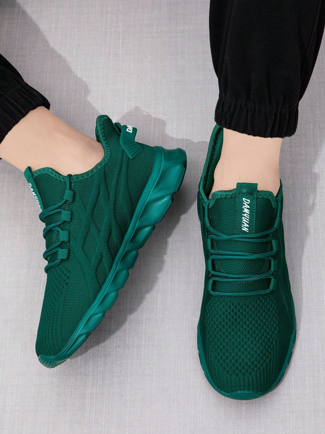 Tênis Masculino Slip On Leve Respirável Confortável Para Corrida Tênis Masculino Slip On Leve Respirável Confortável