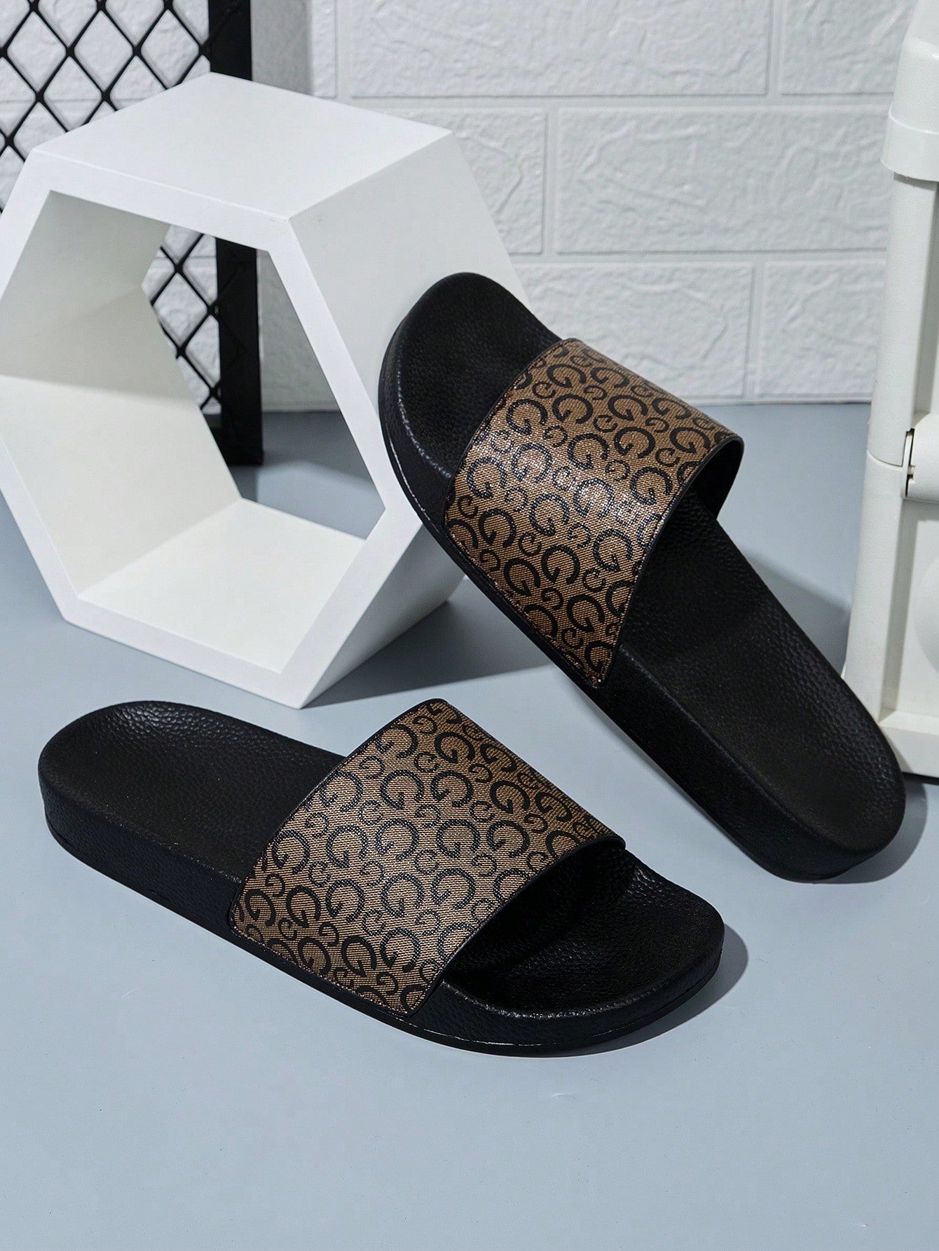 Chinelo Masculino Slide Estilo Retrô Solado Borracha Antiderrapante Preto / 36 Chinelo Masculino Slide Estilo Retrô