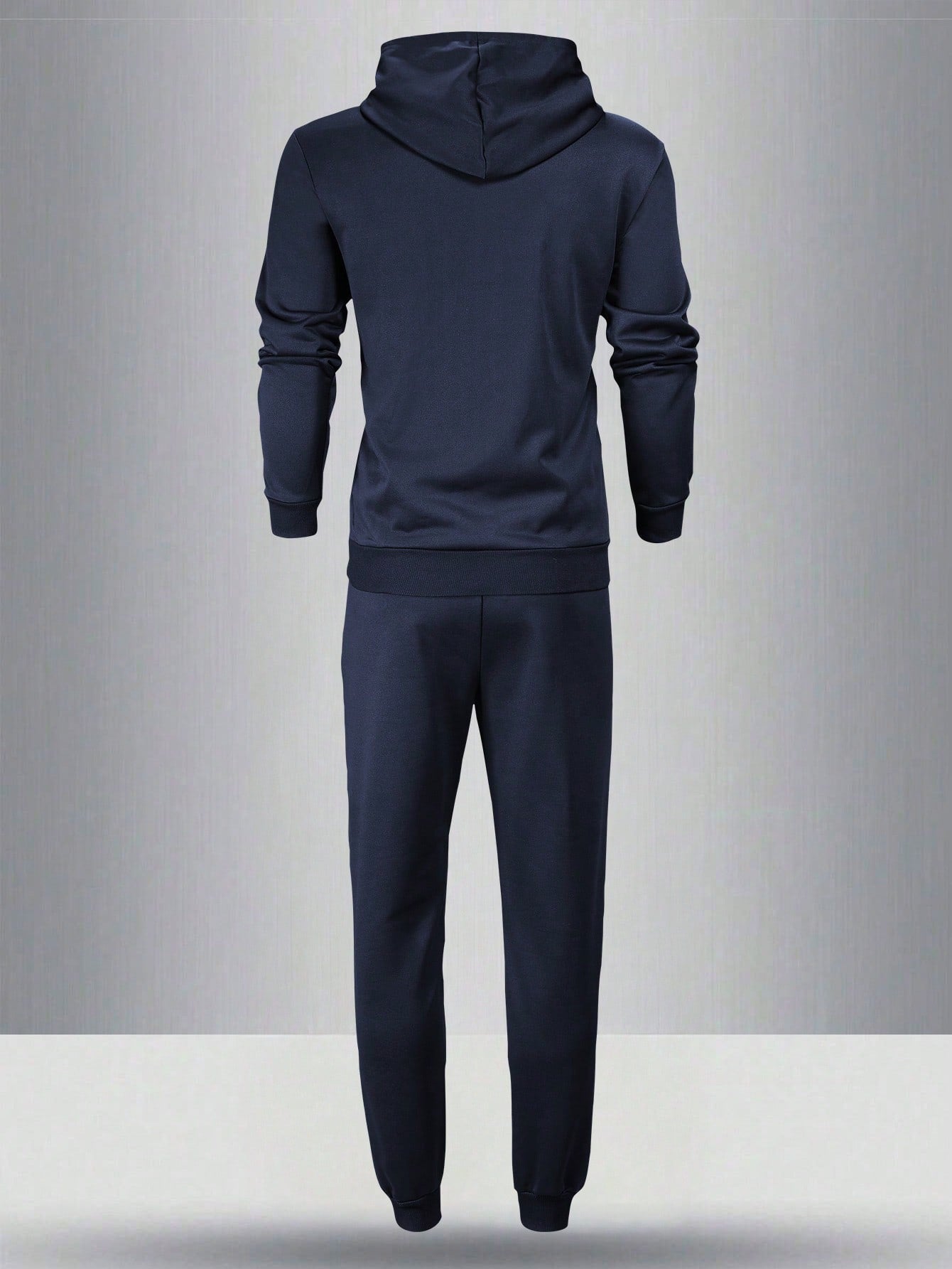 Conjunto Masculino Moletom Esportivo Com Estampa Número Conjunto Masculino Moletom Esportivo Com Estampa Número