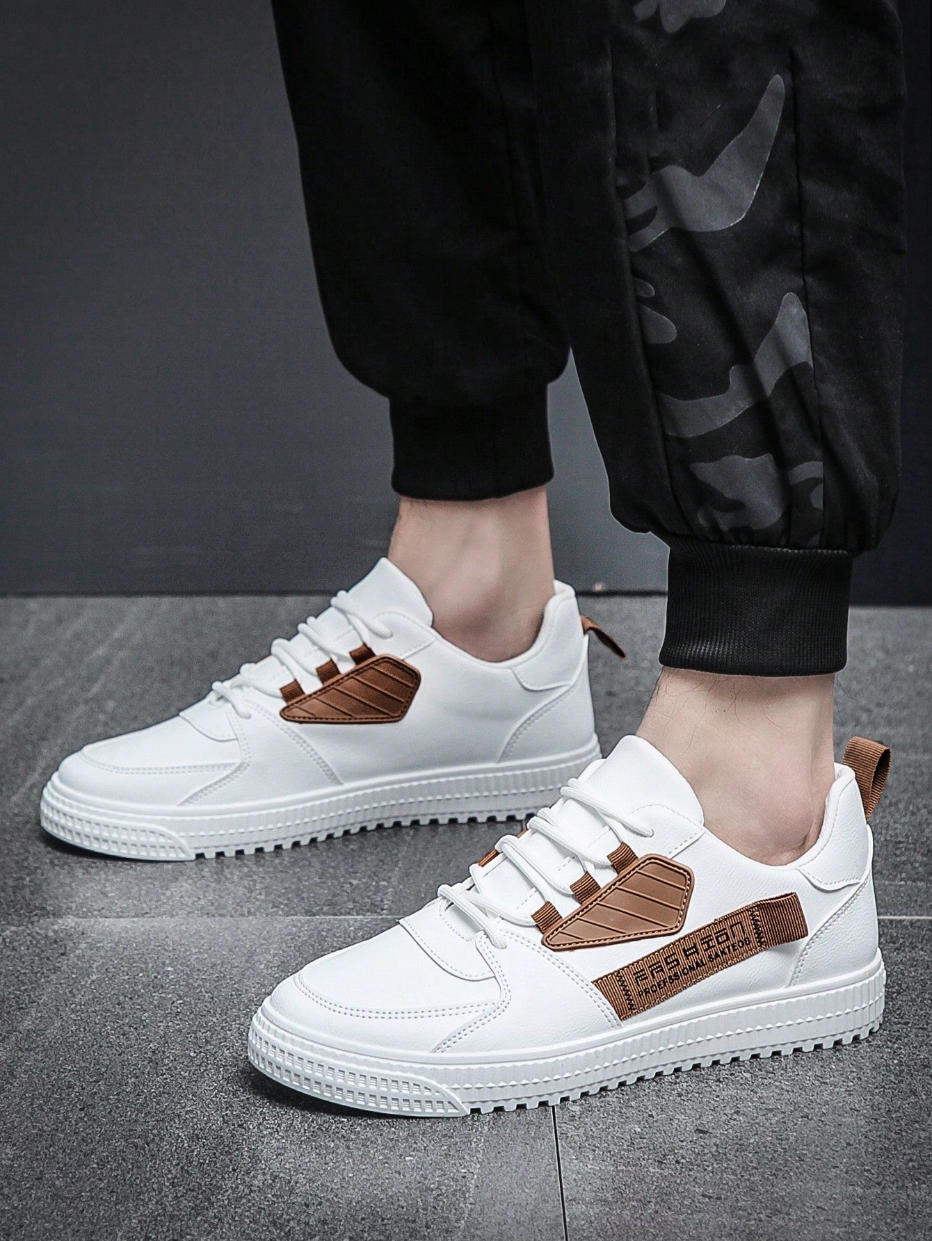 Tênis Masculino Casual Street Detalhes Urbanos Solado Tratorado Tênis Masculino Casual Street Detalhes Urbanos Solado