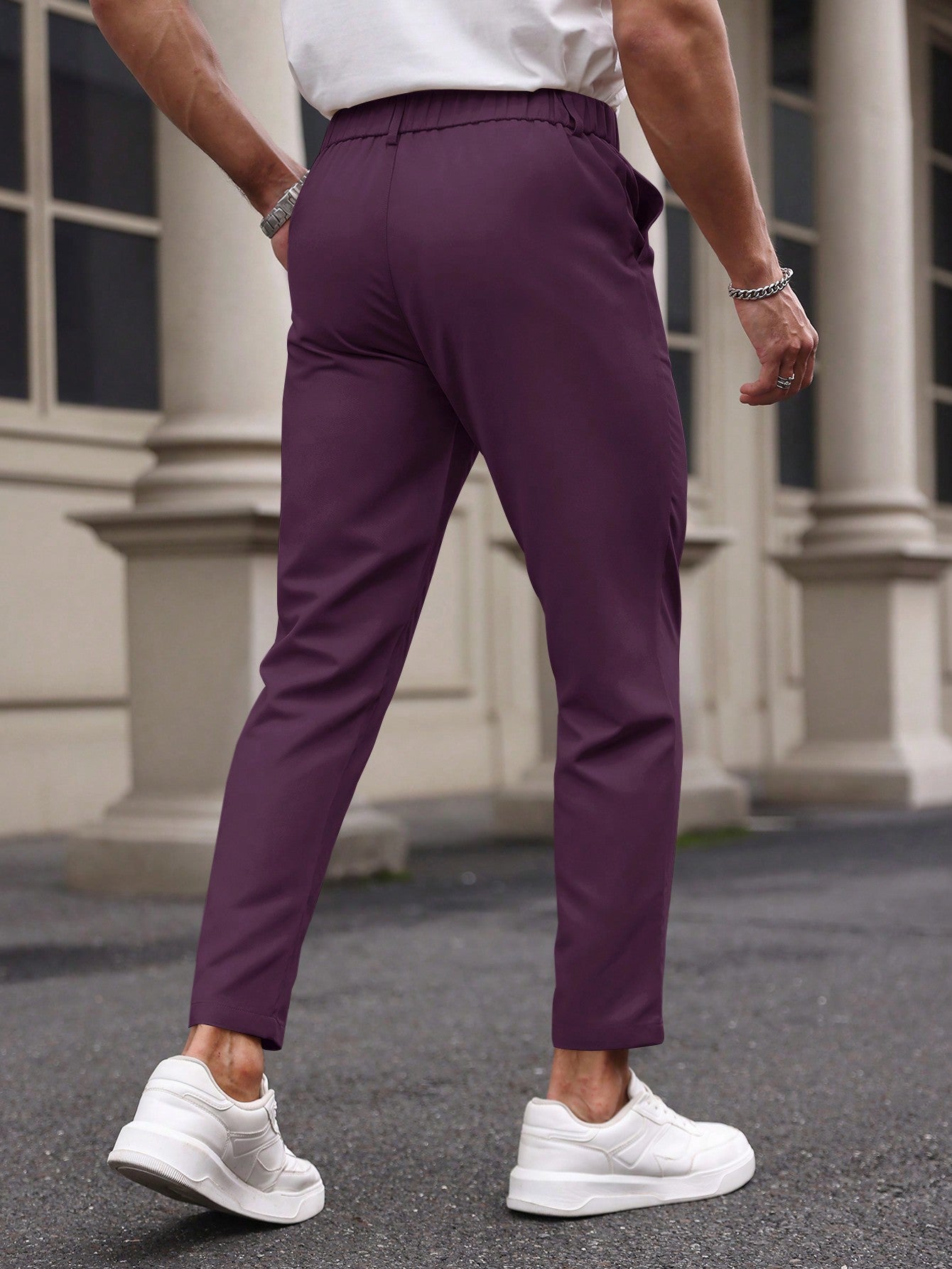 Calça Masculina Social Slim Fit Com Corte Moderno E Bolsos Calça Masculina Social Slim Fit Com Corte Moderno E Bolsos