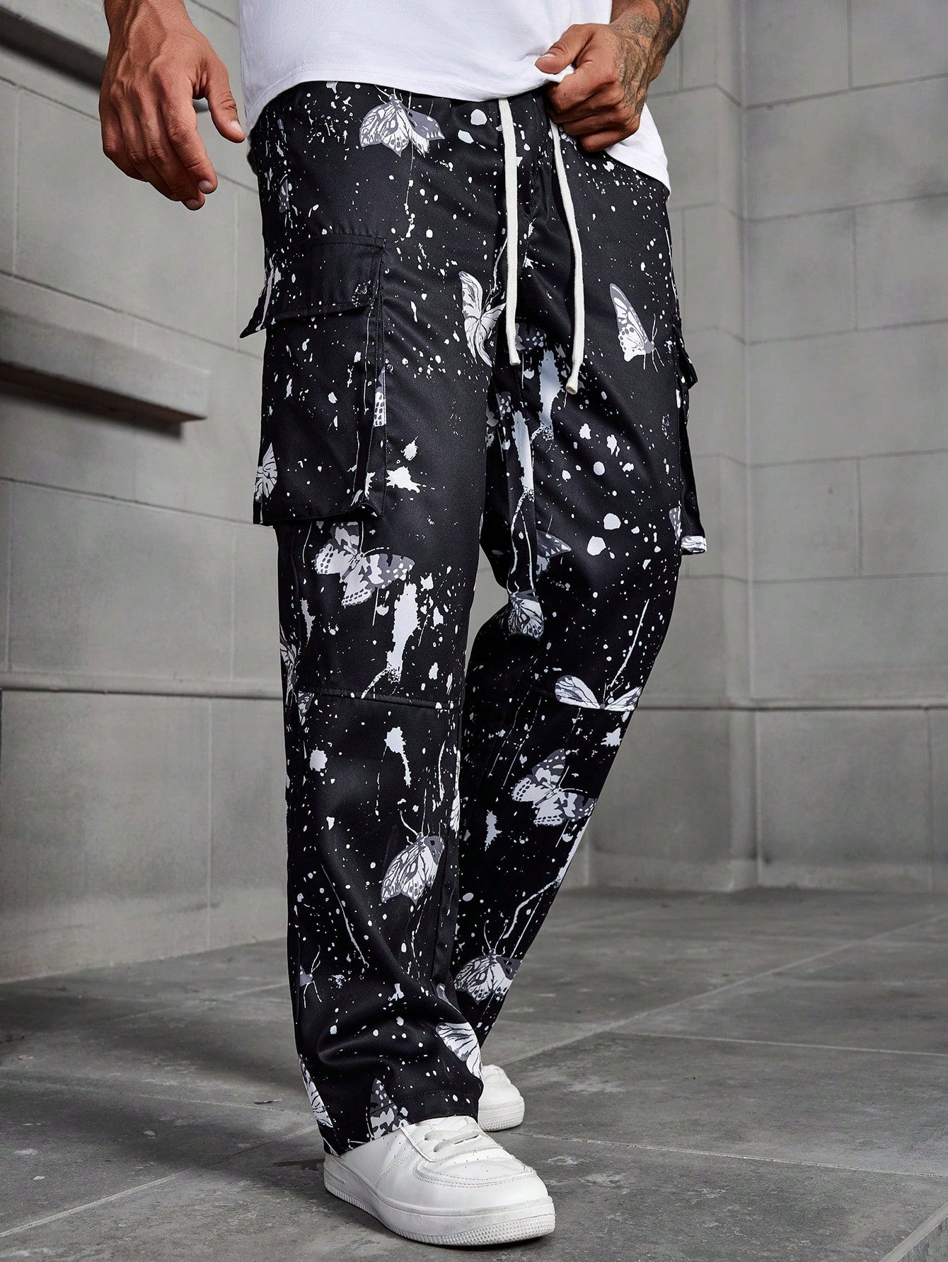 Calça Masculina Cargo Estampada Com Estilo Street Exclusivo Preto / PP Calça Masculina Cargo Estampada Com Estilo