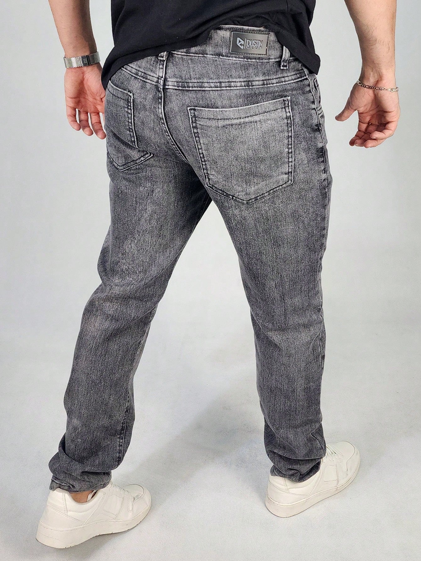 Calça Masculina Jeans Slim Fit Cintura Tradicional E Bolsos Funcionais Calça Masculina Jeans Slim Fit Cintura