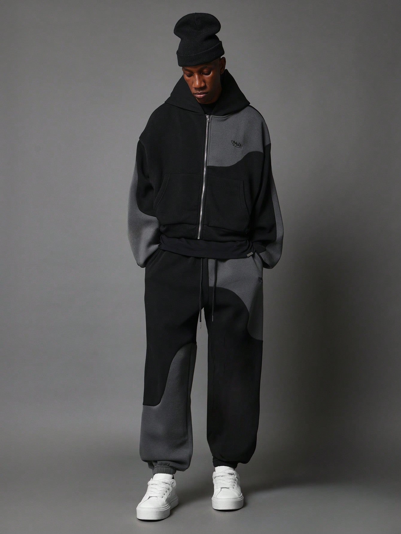 Conjunto Masculino Moletom Com Zíper E Calça Jogger Blocos De Cor Cinza / PP Conjunto Masculino Moletom Com Zíper E