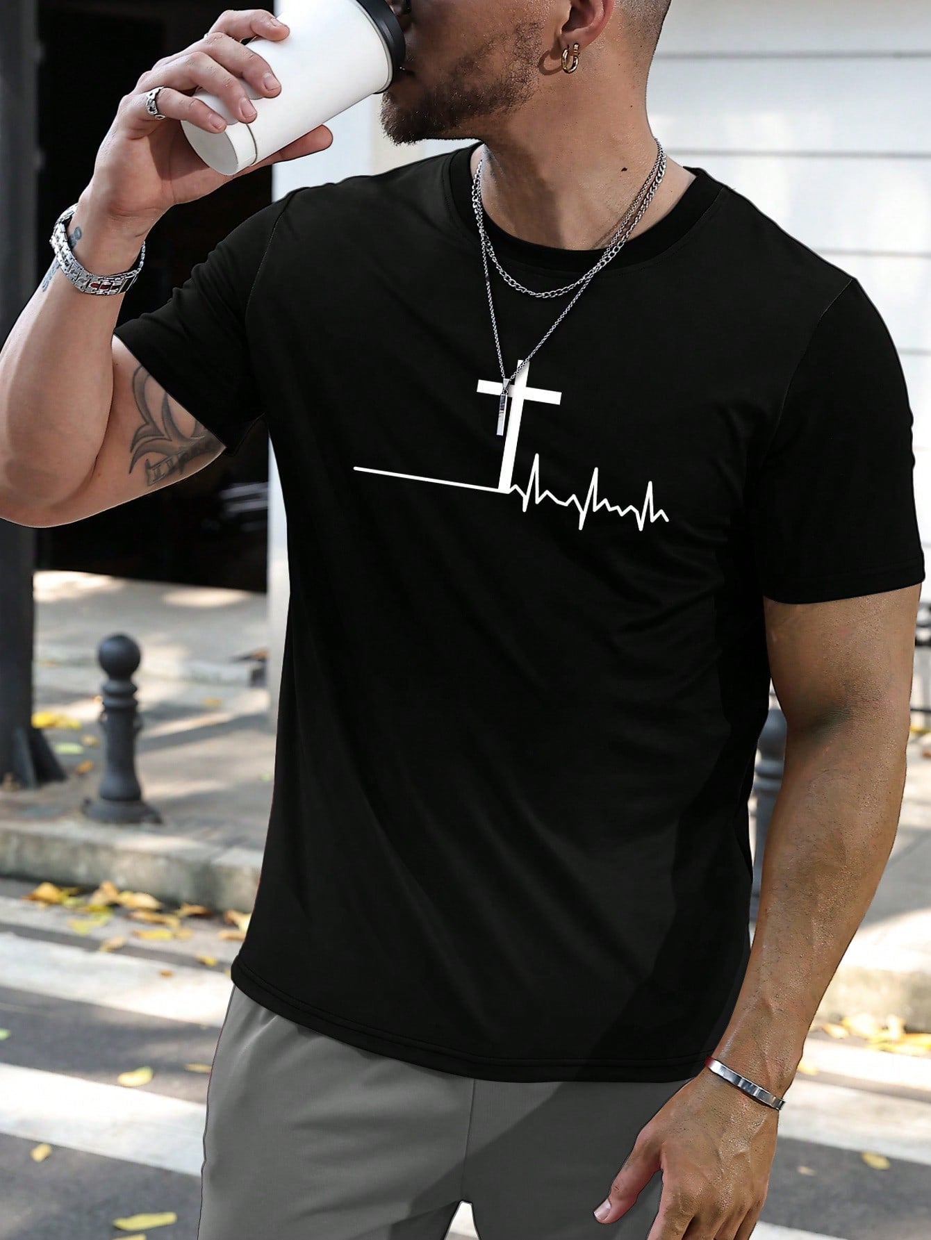 Camisa Masculina Slim Estampa Cruz Batimentos Preto / PP Camisa Masculina Slim Estampa Cruz Batimentos