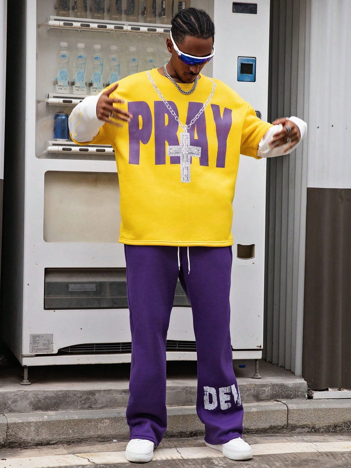 Conjunto Masculino Moletom Estampa Lettering E Calça Jogger Solta Conjunto Masculino Moletom Estampa Lettering E Calça