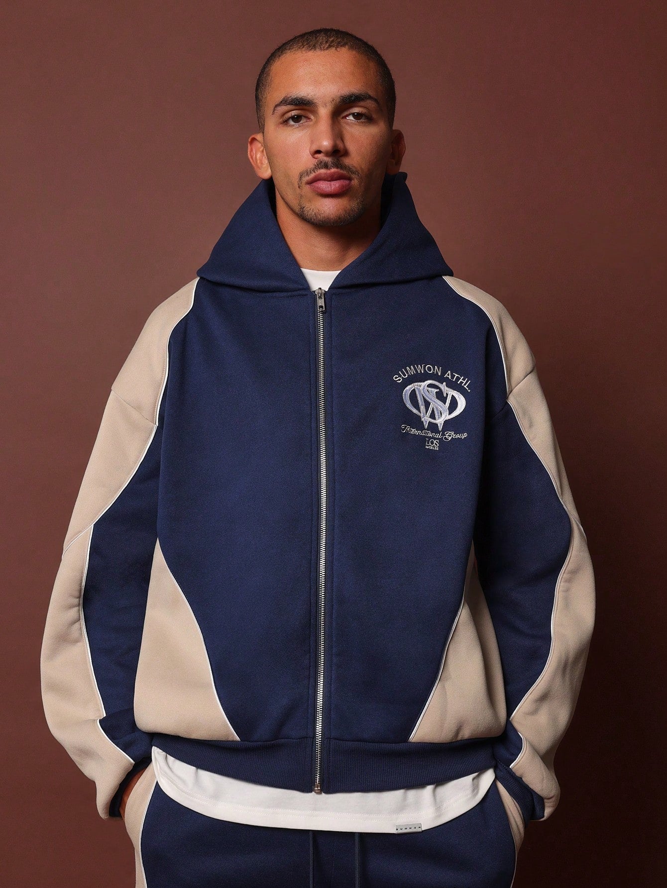 Conjunto Masculino Moletom Com Zíper E Calça Jogger Casual Conjunto Masculino Moletom Com Zíper E Calça Jogger Casual