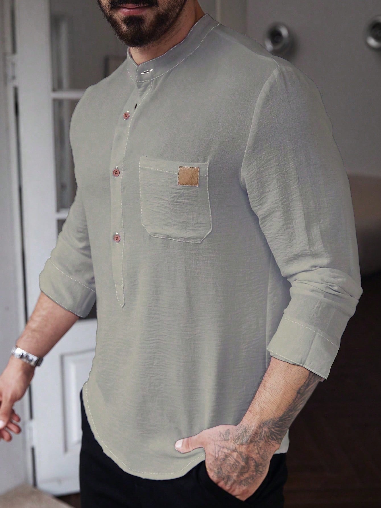 Camisa Masculina Gola Padre Botões Tecido Leve Camisa Masculina Gola Padre Botões Tecido Leve