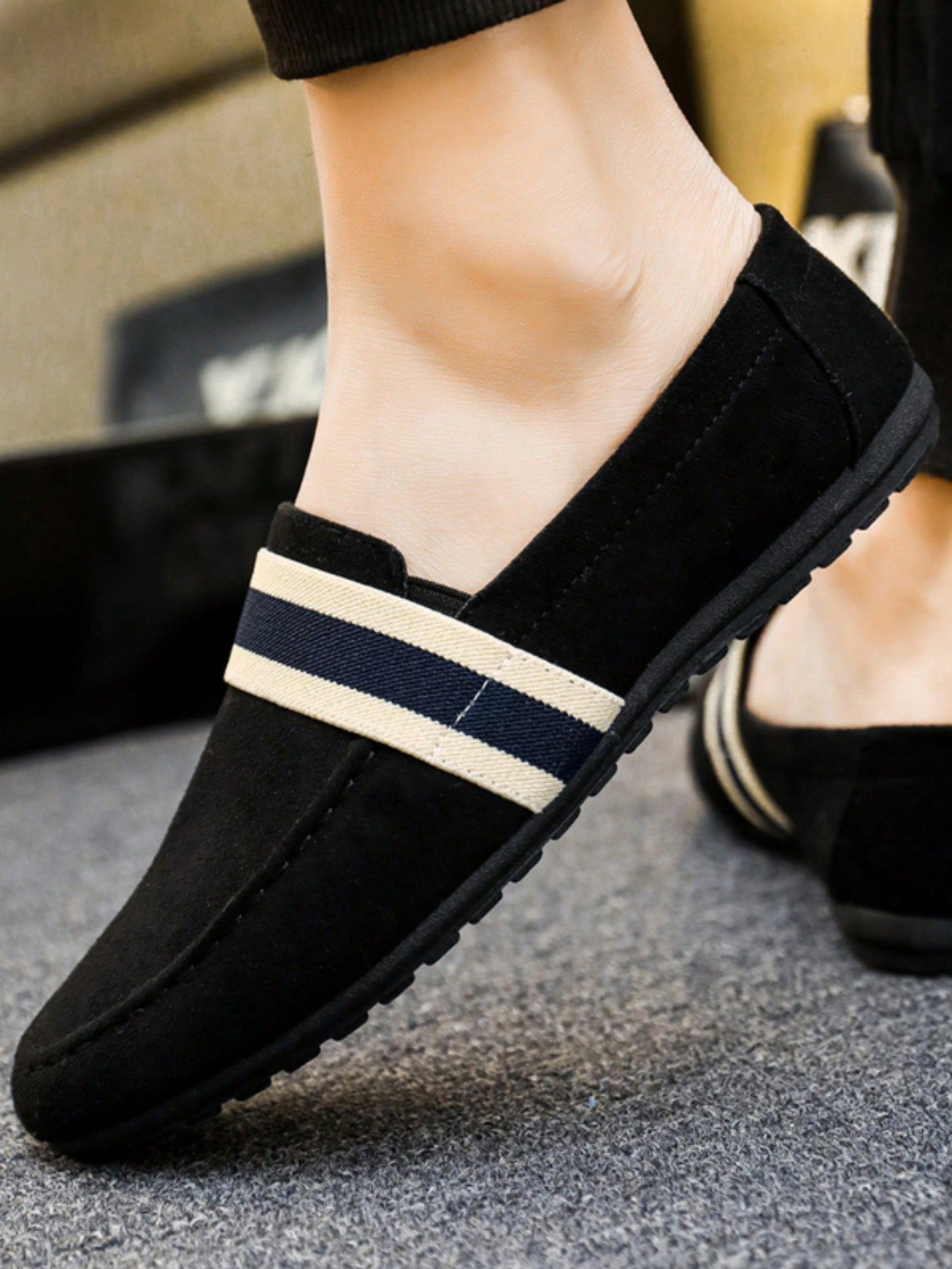 Mocassim Masculino Camurça Casual Faixa Estilo Moderno Mocassim Masculino Camurça Casual Faixa Estilo Moderno