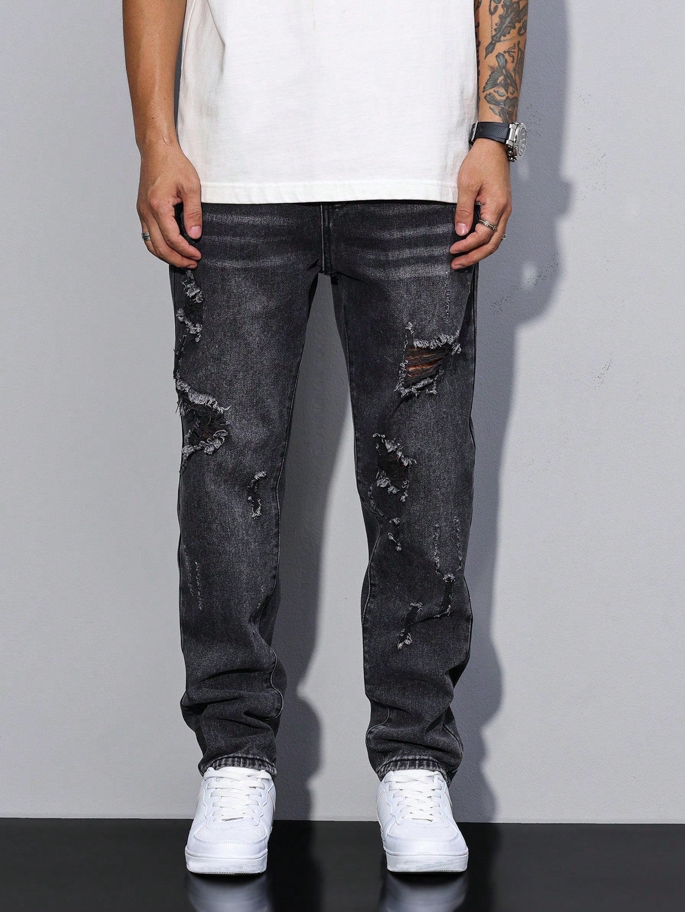 Calça Masculina Jeans Com Rasgos Discretos E Design Casual Despojado Calça Masculina Jeans Com Rasgos Discretos E