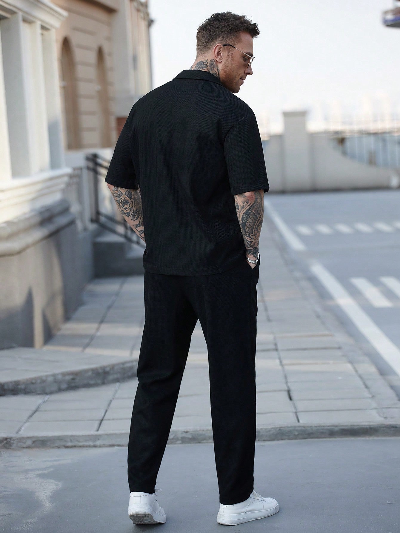 Conjunto Masculino Camisa Gola Cubana E Calça Leve Elegante Conjunto Masculino Camisa Gola Cubana E Calça Leve Elegante