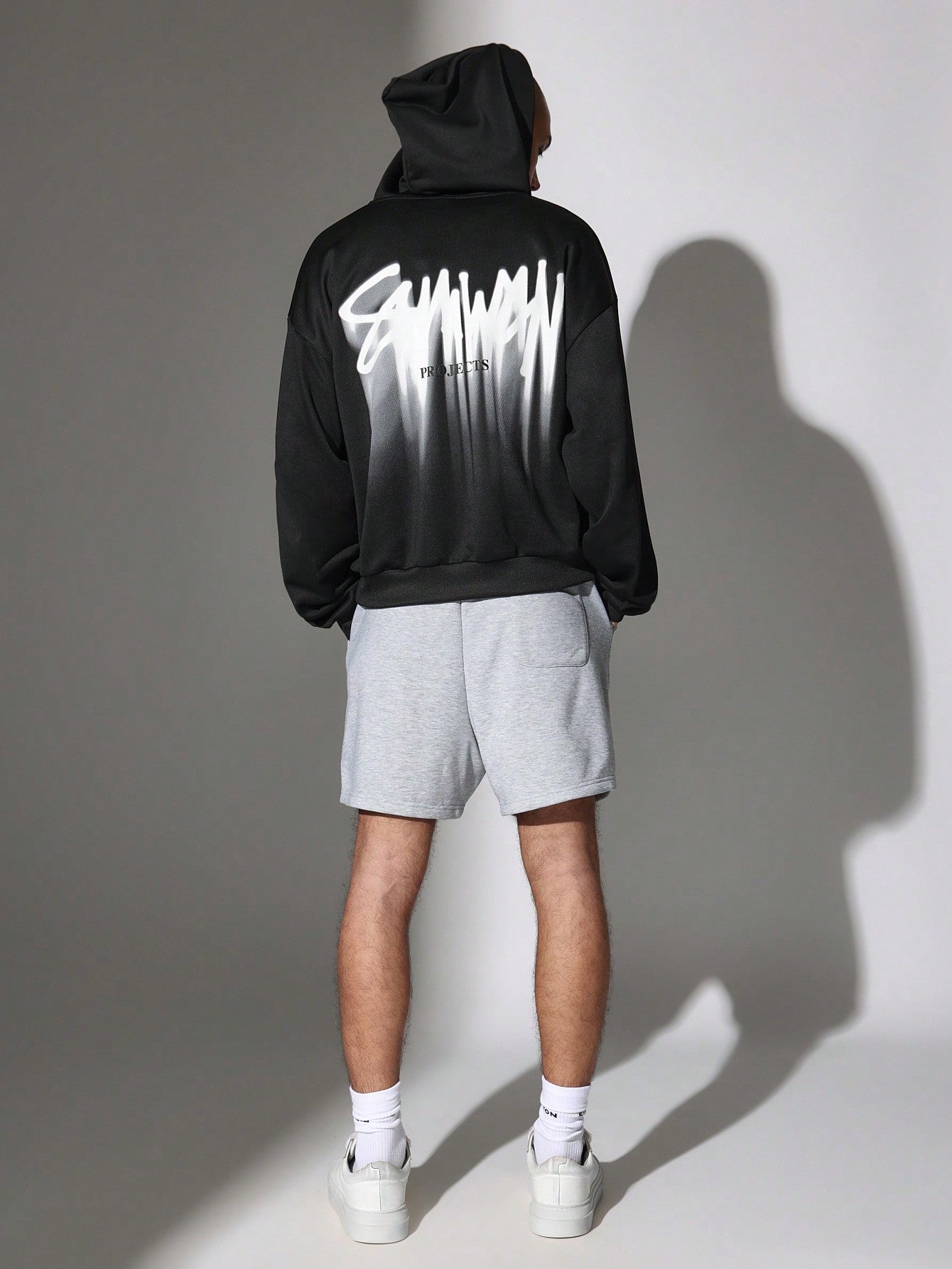 Conjunto Masculino Moletom Estampa Grafite E Shorts Casuais Conjunto Masculino Moletom Estampa Grafite E Shorts Casuais