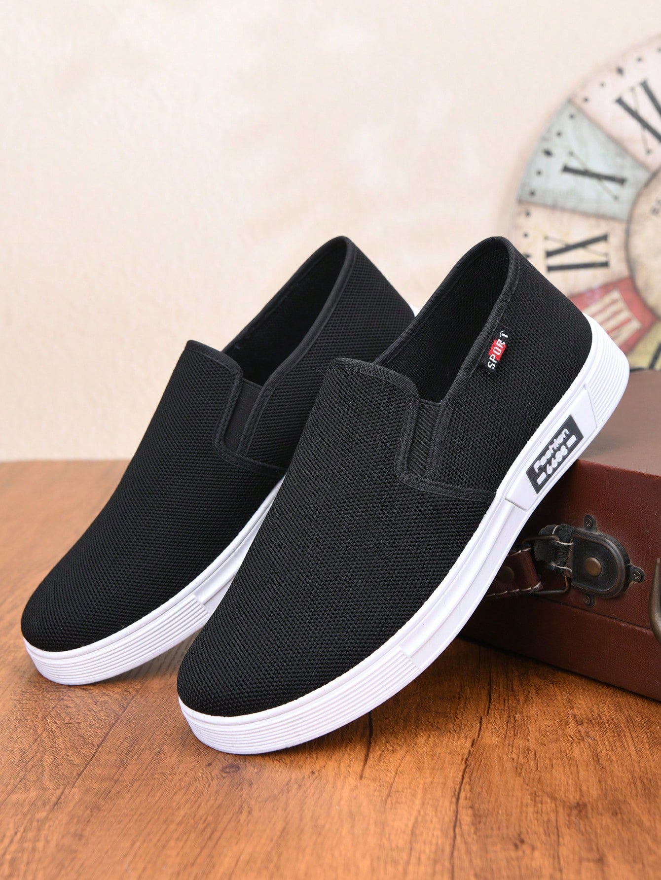 Tênis Masculino Slip-On Malha Respirável Estilo Street Tênis Masculino Slip-On Malha Respirável Estilo Street
