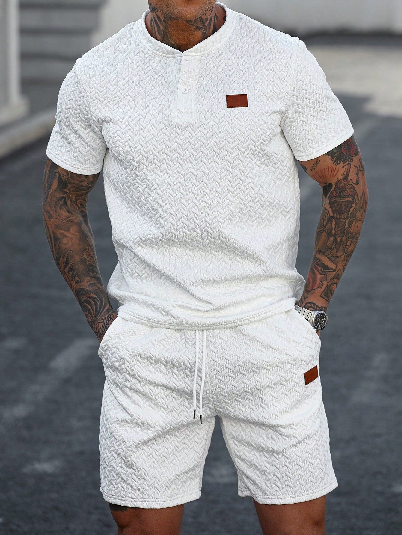 Conjunto Masculino Camiseta Com Aplicação E Shorts Com Bolso Branco / PP Conjunto Masculino Camiseta Com Aplicação E