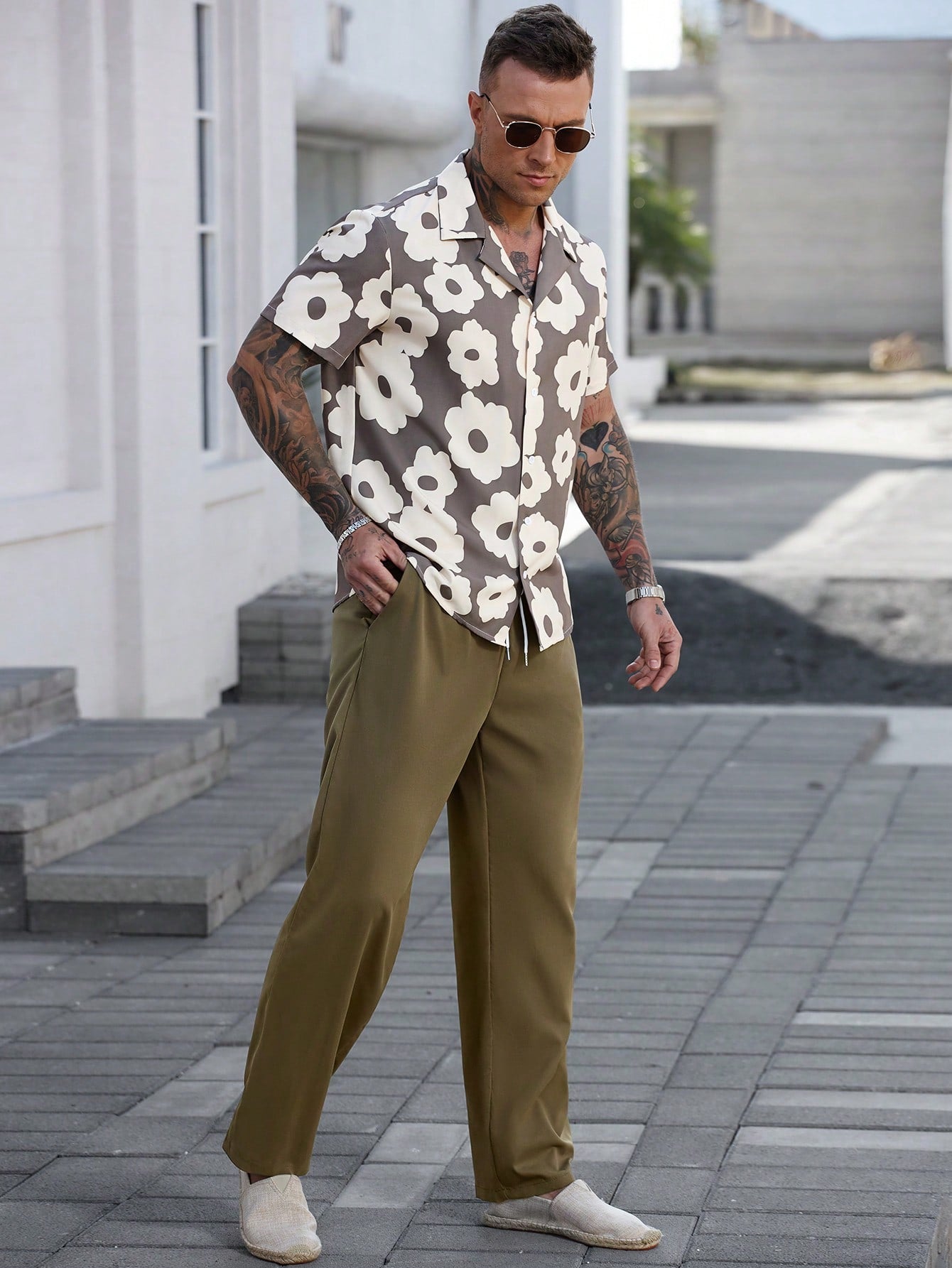 Conjunto Masculino Camisa Floral E Calça Leve Estilosa Verde Militar / PP Conjunto Masculino Camisa Floral E Calça Leve