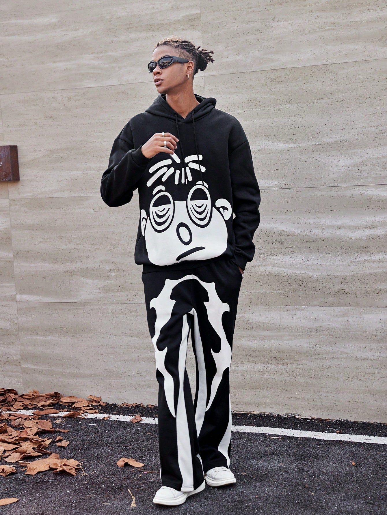 Conjunto Masculino Moletom Estampa Alternativa Com Ossos Preto / PP Conjunto Masculino Moletom Estampa Alternativa Com