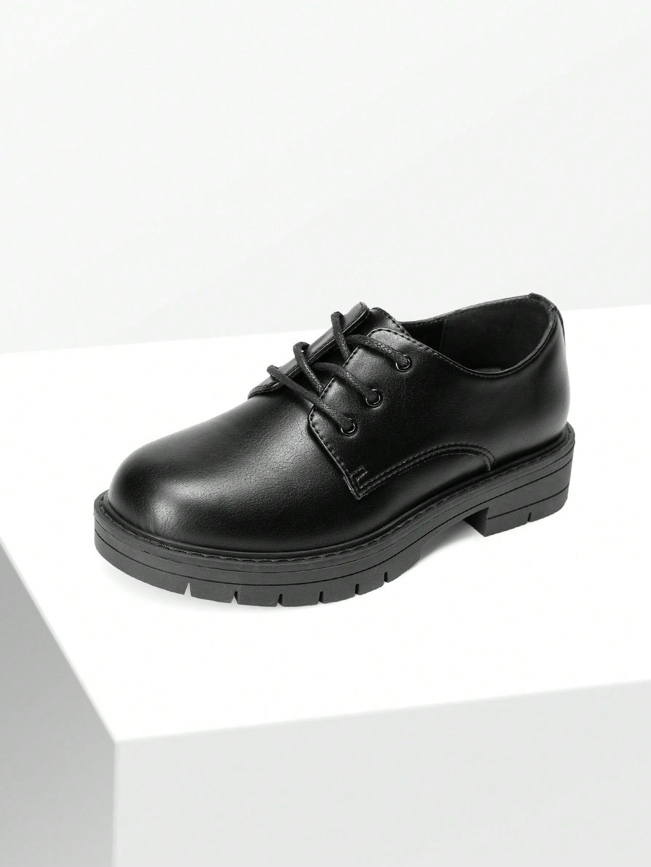 Sapato Masculino Infantil Cadarço Solado Tratorado Sapato Masculino Infantil Cadarço Solado Tratorado