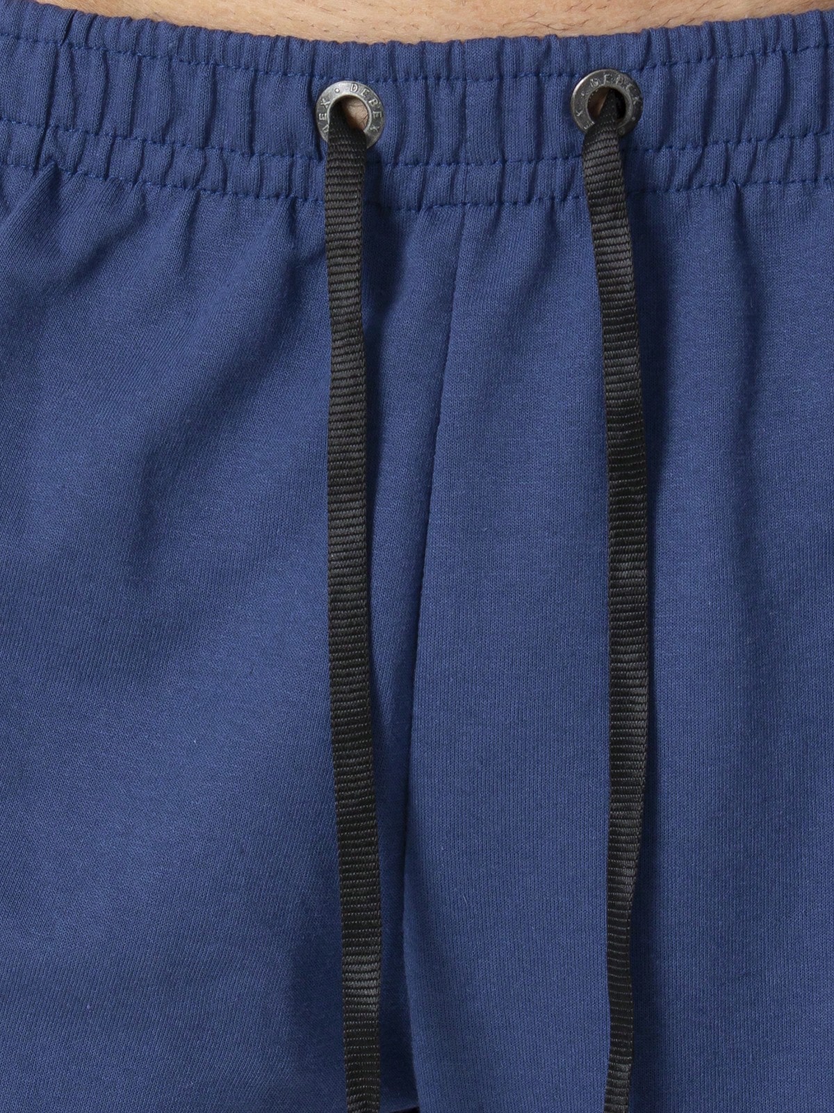 Bermuda Masculina Conforto Total Em Moletom Básico Bermuda Masculina Conforto Total Em Moletom Básico