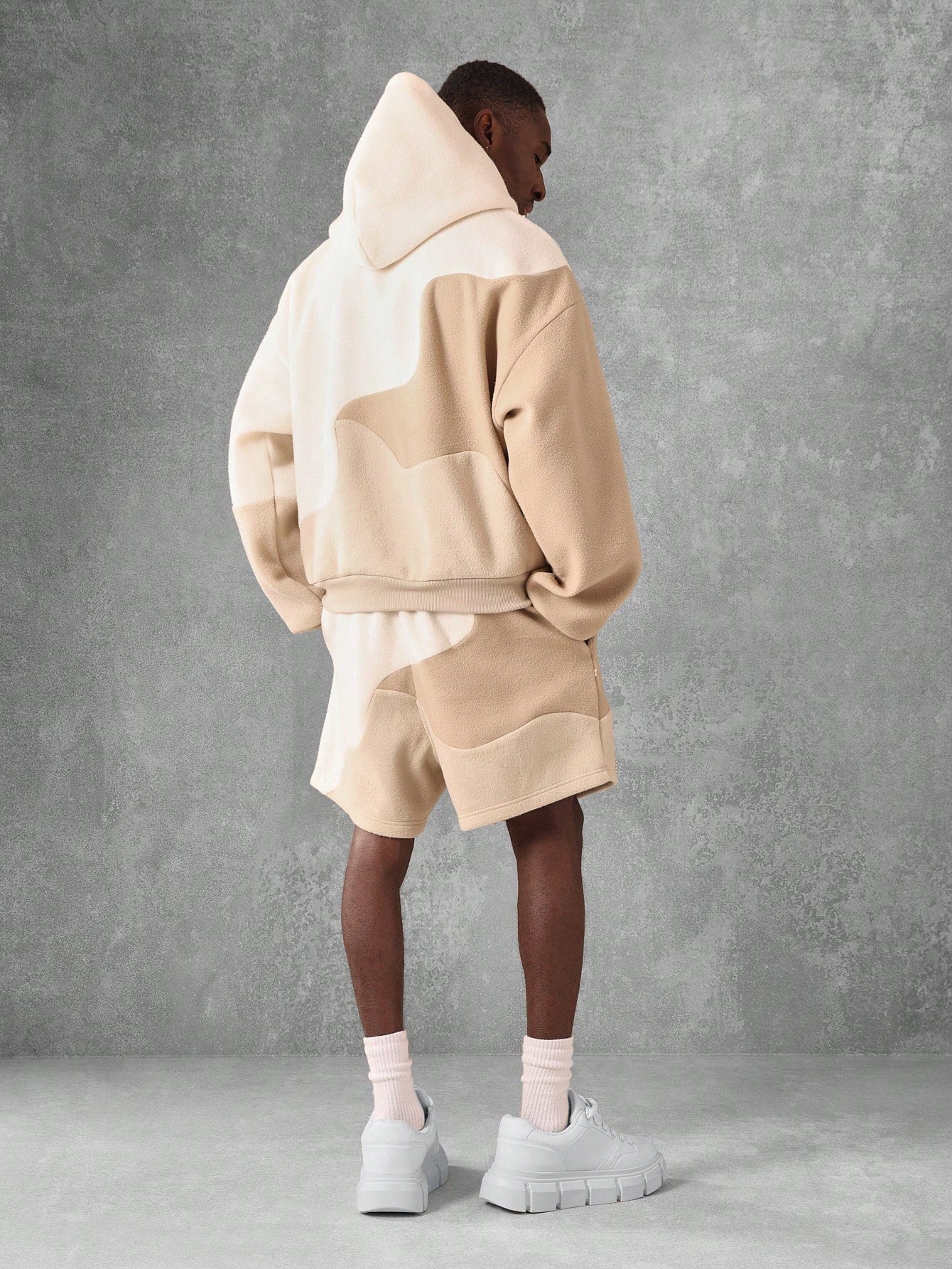 Conjunto Masculino Moletom Estampa Abstrata E Shorts Casuais Conjunto Masculino Moletom Estampa Abstrata E Shorts