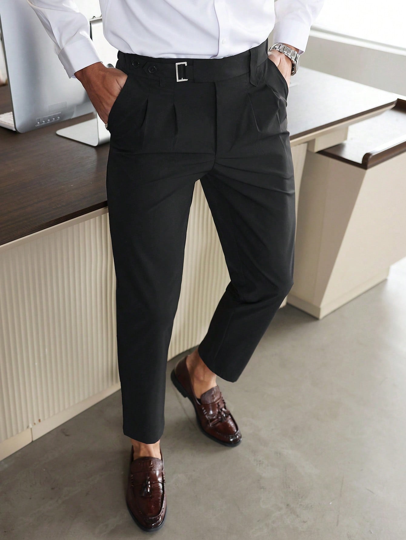 Calça Masculina Social Alfaiataria Com Cinto E Corte Slim Calça Masculina Social Alfaiataria Com Cinto E Corte Slim