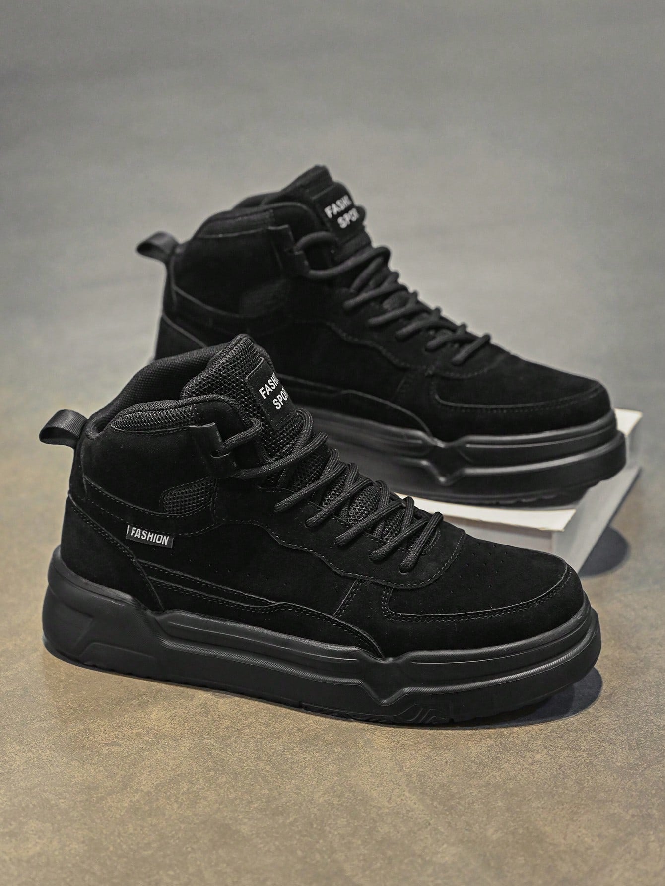 Tênis Masculino Cano Alto Estilo Street Solado Reforçado Tênis Masculino Cano Alto Estilo Street Solado Reforçado