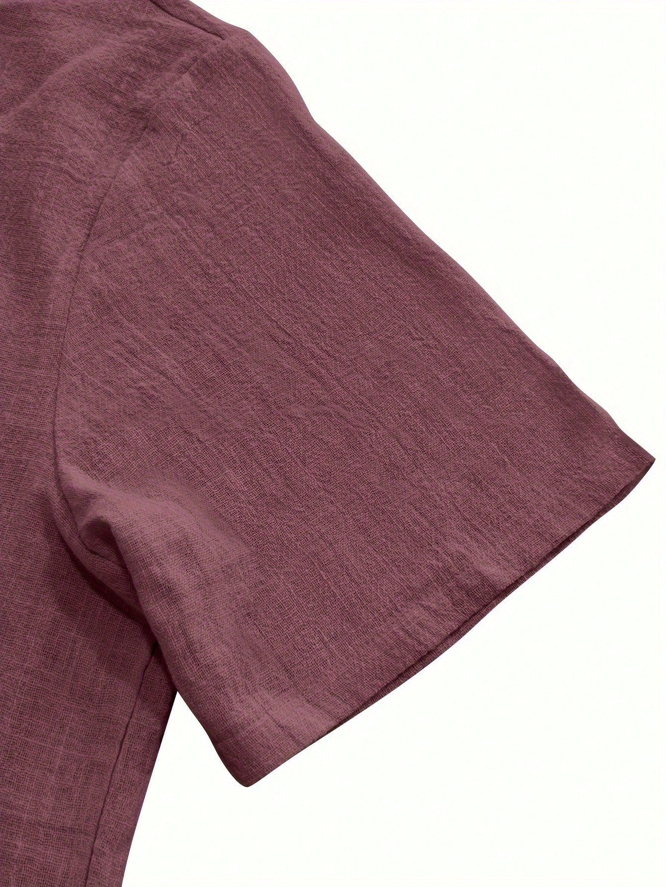 Camisa Masculina Gola Padre Botões Laterais Caimento Leve Camisa Masculina Gola Padre Botões Laterais Caimento Leve