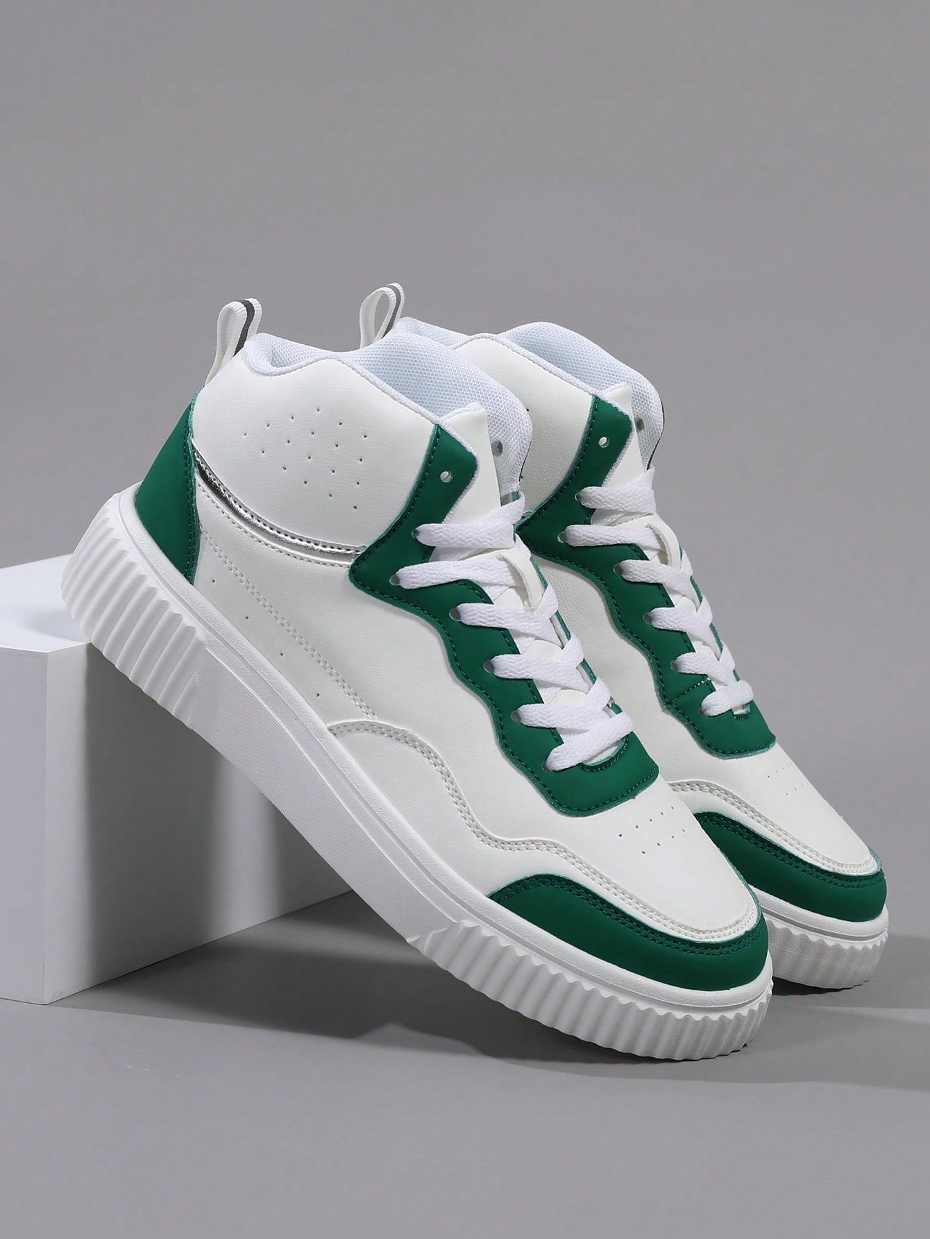 Tênis Masculino Casual Street Cano Alto Confortável Tênis Masculino Casual Street Cano Alto Confortável