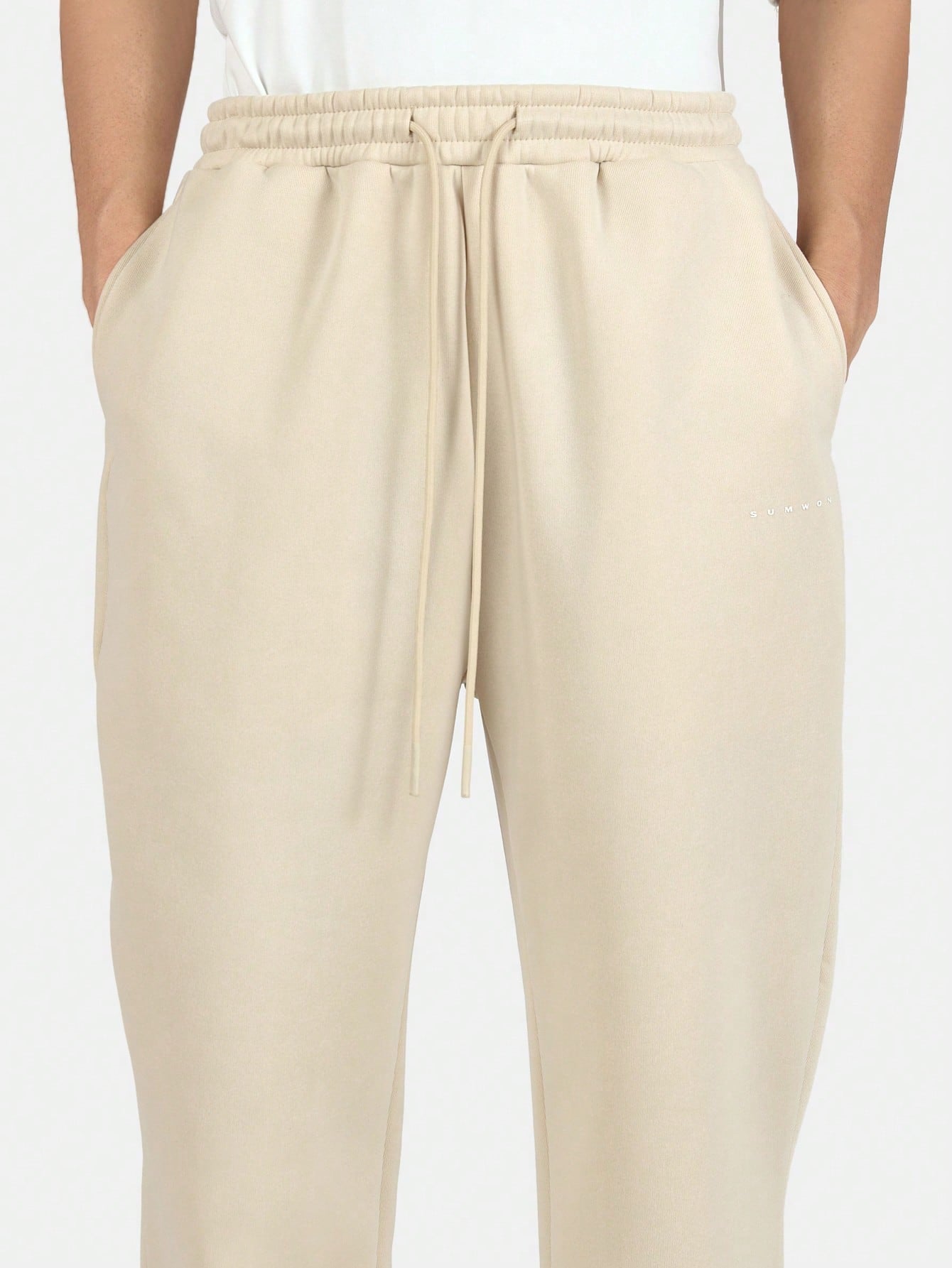 Calça Masculina Jogger Básica Com Cós Ajustável E Conforto Calça Masculina Jogger Básica Com Cós Ajustável E Conforto