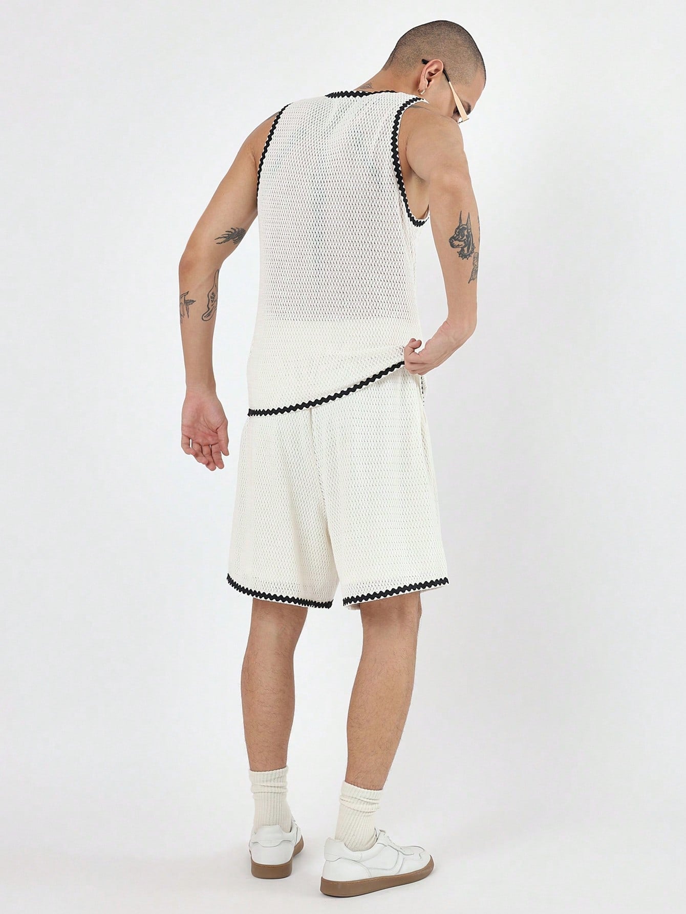 Conjunto Masculino Regata Texturizada E Shorts Esportivos Modernos Conjunto Masculino Regata Texturizada E Shorts