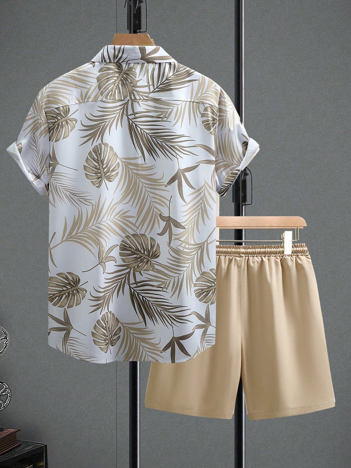 Conjunto Masculino Camisa Manga Curta Estampa Tropical E Shorts Casuais Conjunto Masculino Camisa Manga Curta Estampa