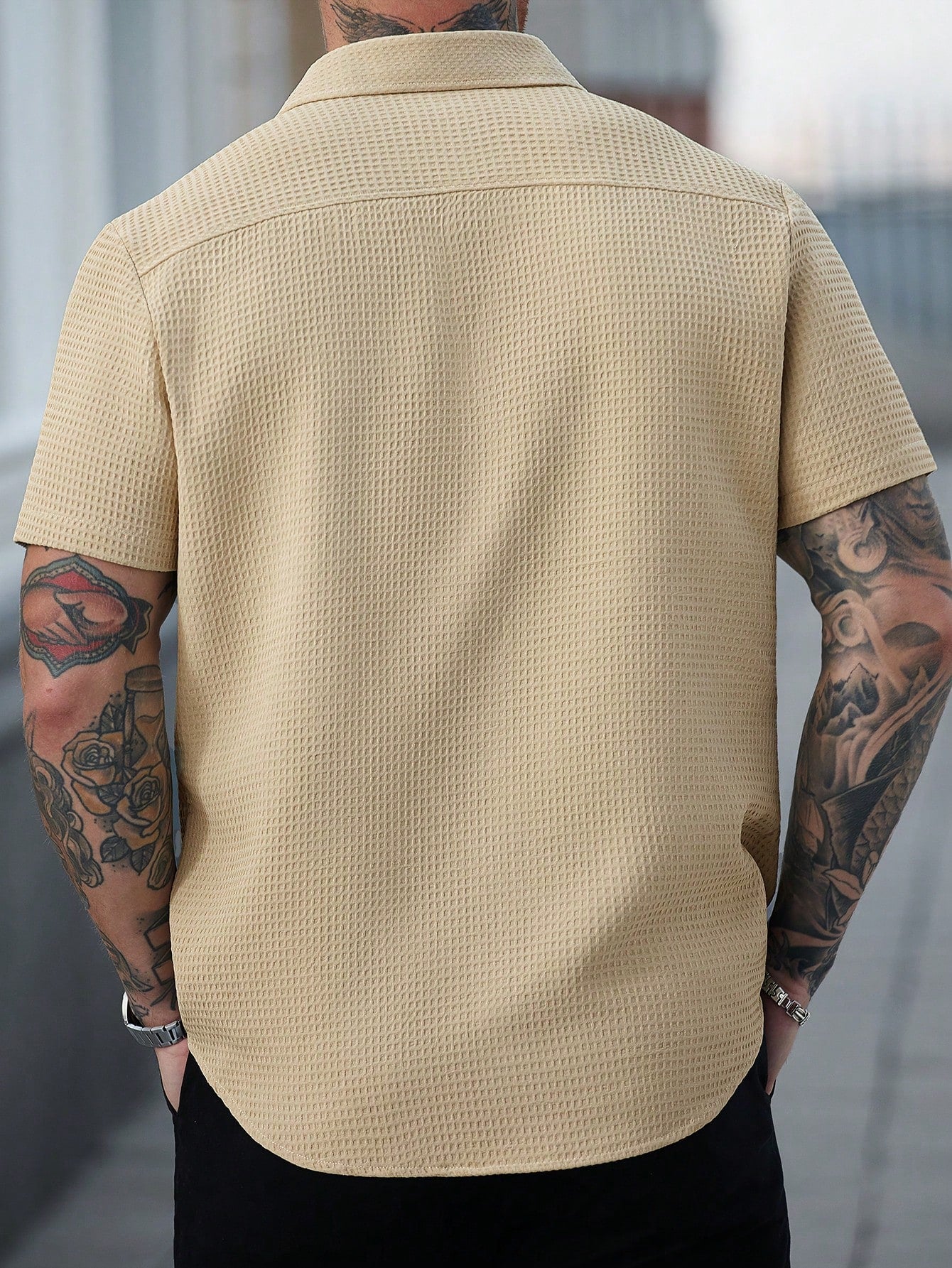 Camisa Masculina De Botão Textura Estruturada Corte Elegante Camisa Masculina De Botão Textura Estruturada Corte