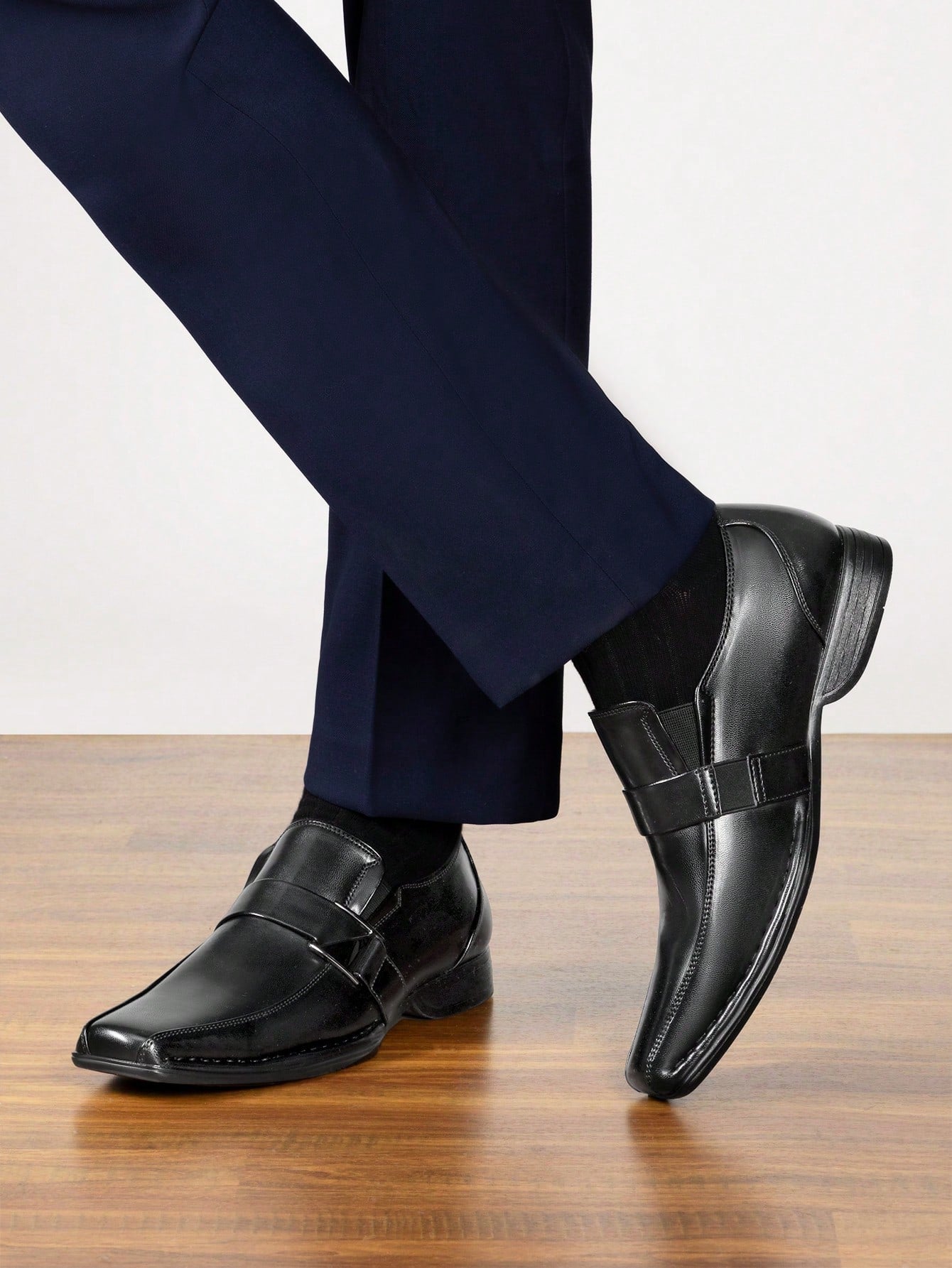 Sapato Masculino Social Bico Quadrado Estilo Elegante Sapato Masculino Social Bico Quadrado Estilo Elegante