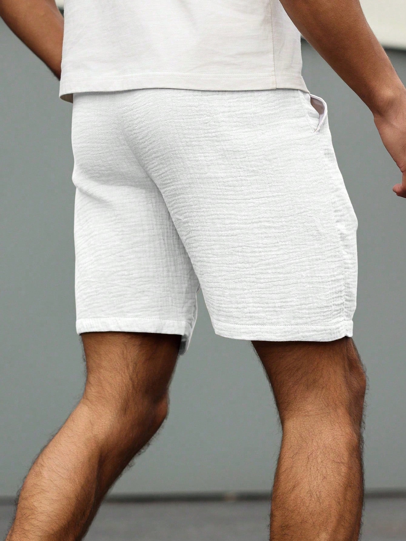 Shorts Masculino Casual Com Tecido Texturizado E Cós Ajustável Shorts Masculino Casual Com Tecido Texturizado E Cós