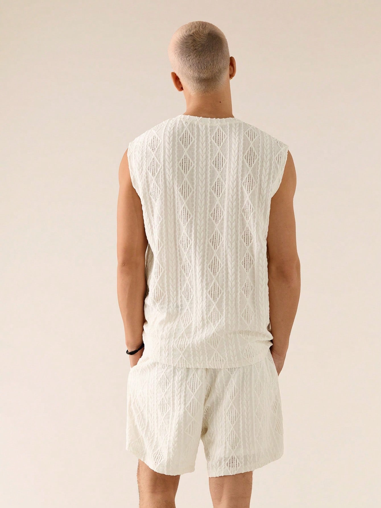 Conjunto Masculino Regata Tricotada E Shorts Cós Elástico Conjunto Masculino Regata Tricotada E Shorts Cós Elástico