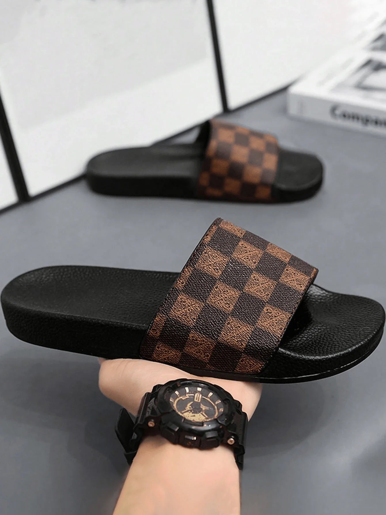 Chinelo Masculino Casual Solado Grosso Antiderrapante Rápida Secagem Marrom / 36 Chinelo Masculino Casual Solado Grosso