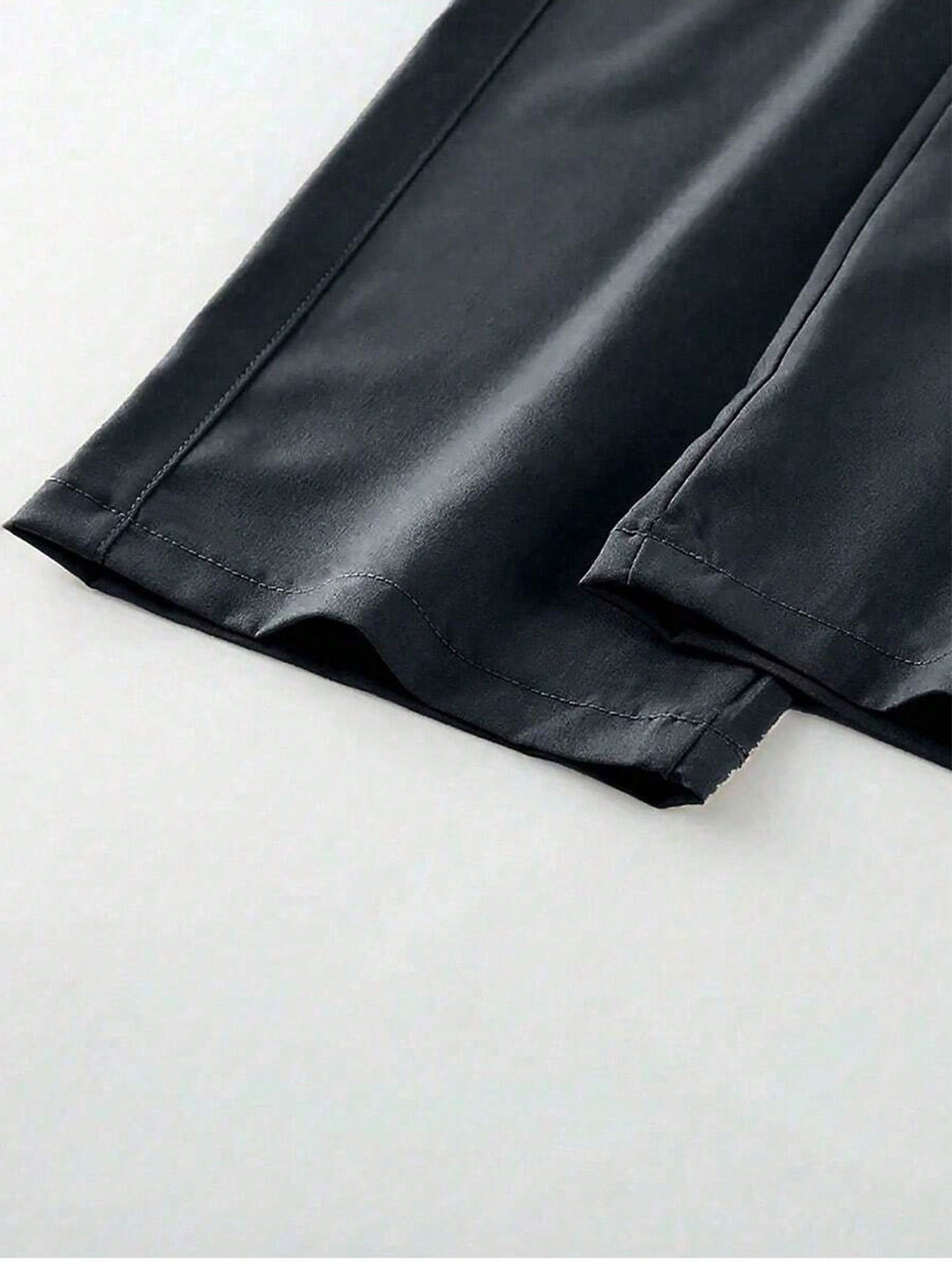 Calça Masculina Cargo Wide Leg Com Patch Bordado Calça Masculina Cargo Wide Leg Com Patch Bordado