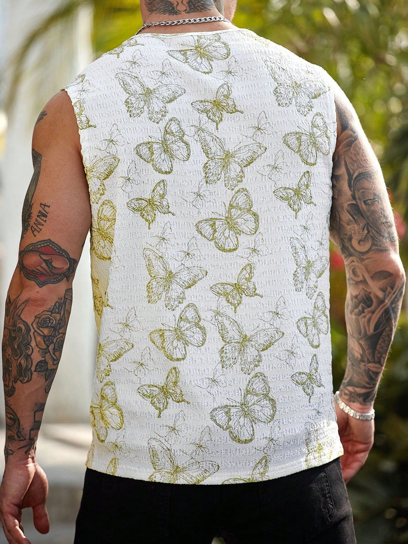 Camiseta Regata Masculina Casual Estampa De Borboleta Gola V Camiseta Regata Masculina Casual Estampa De Borboleta Gola