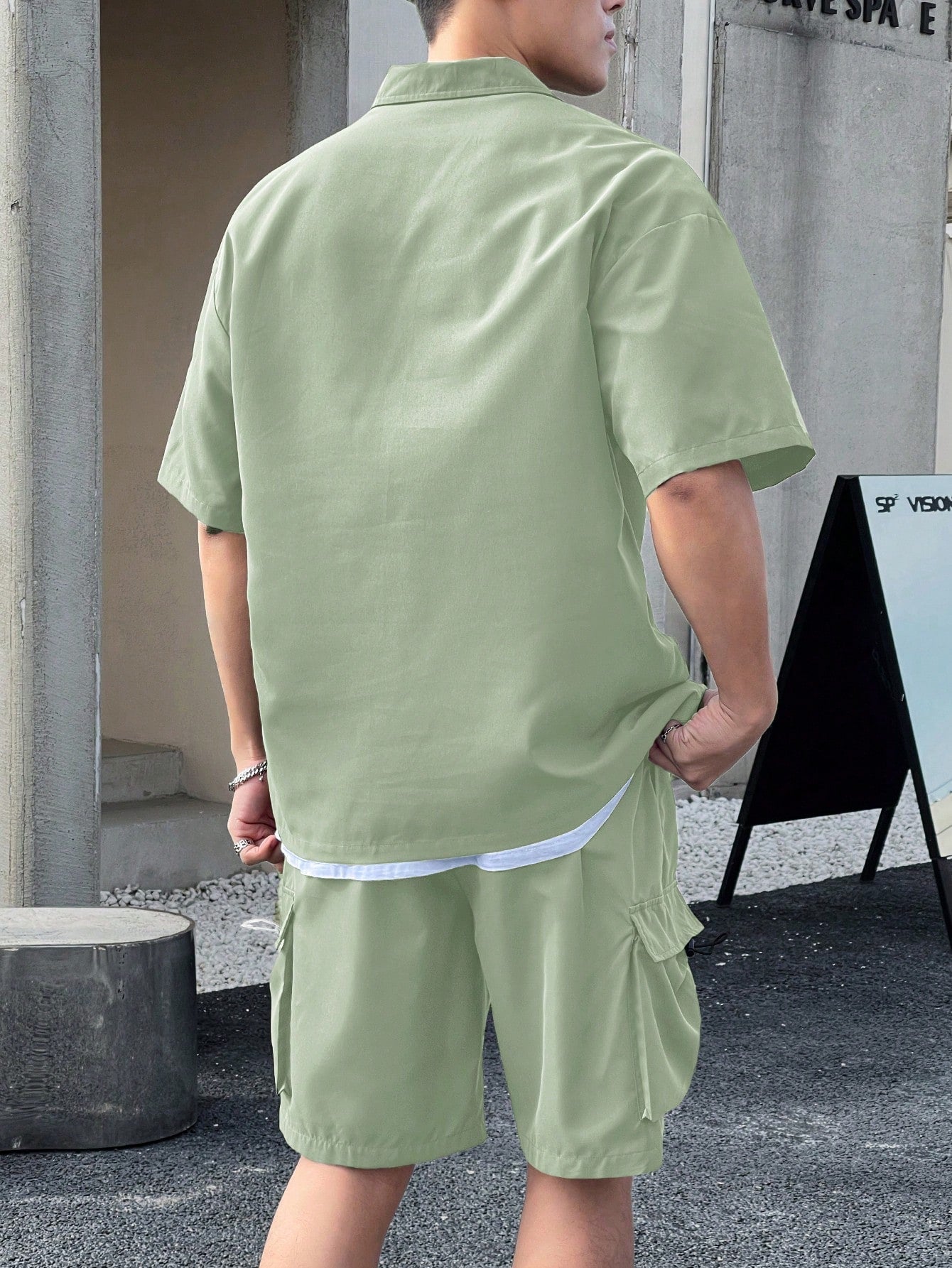 Conjunto Masculino Camisa Manga Curta E Bermuda Tecido De Linho Conjunto Masculino Camisa Manga Curta E Bermuda Tecido