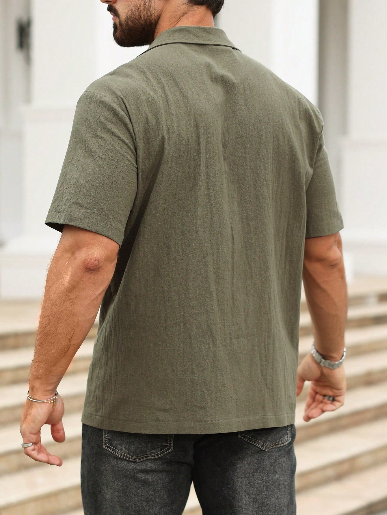 Camisa Masculina De Botão Bolsos Utilitários Estilo Urbano Camisa Masculina De Botão Bolsos Utilitários Estilo Urbano