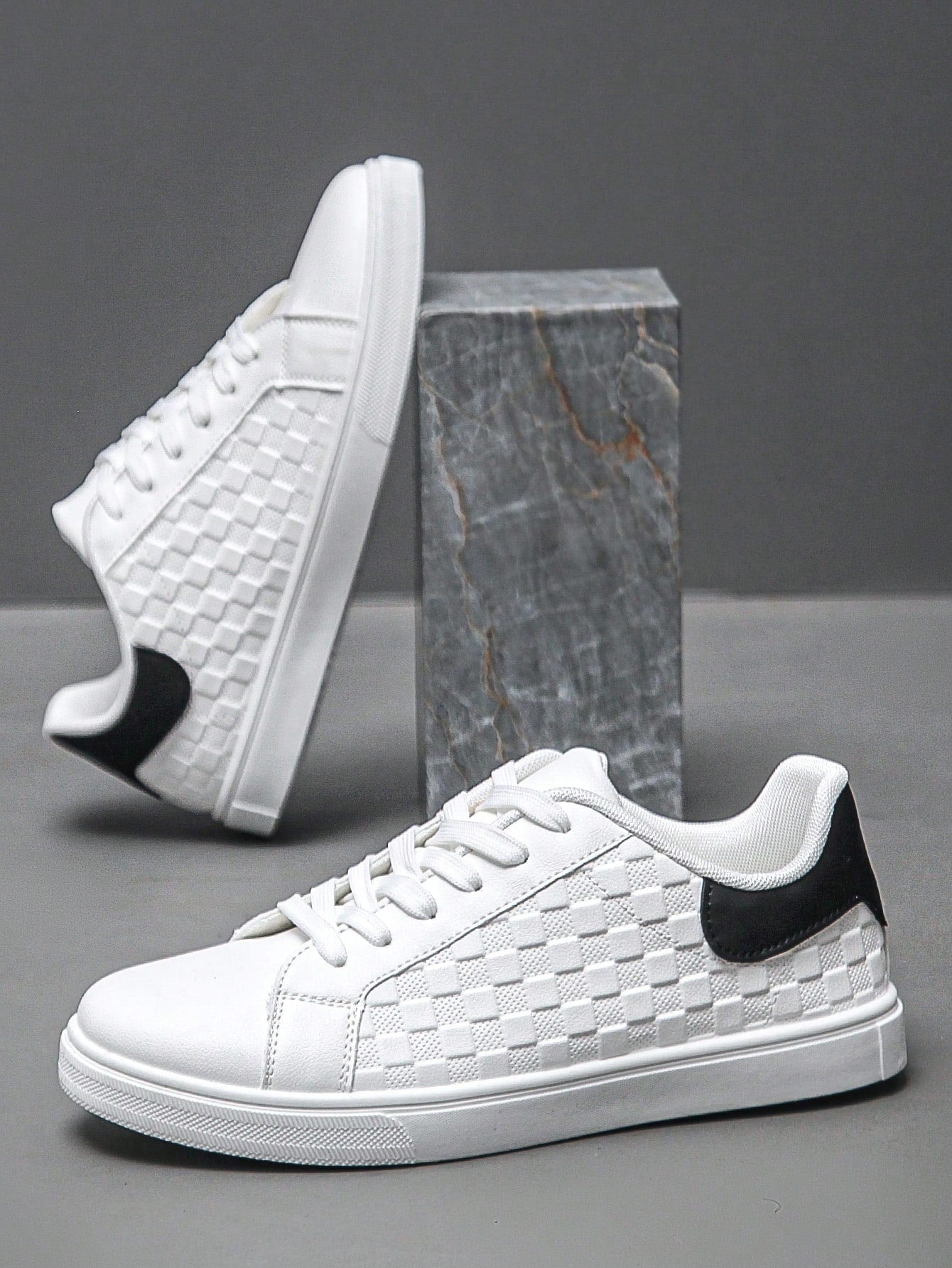 Tênis Masculino Casual Detalhe Texturizado Lateral Branco / 36 Tênis Masculino Casual Detalhe Texturizado Lateral