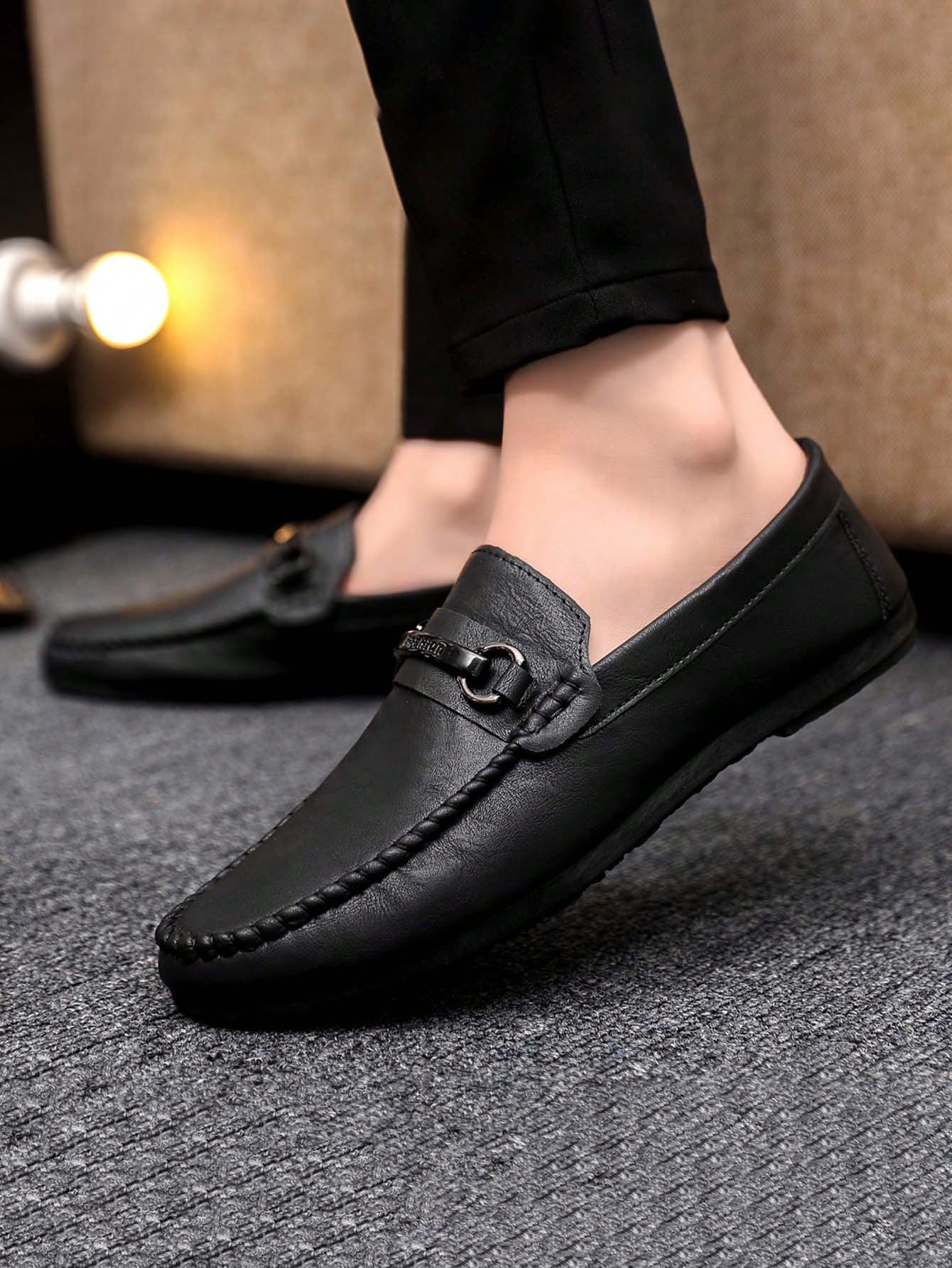 Mocassim Masculino Casual Elegante Com Detalhe Metálico Preto / 36 Mocassim Masculino Casual Elegante Com Detalhe