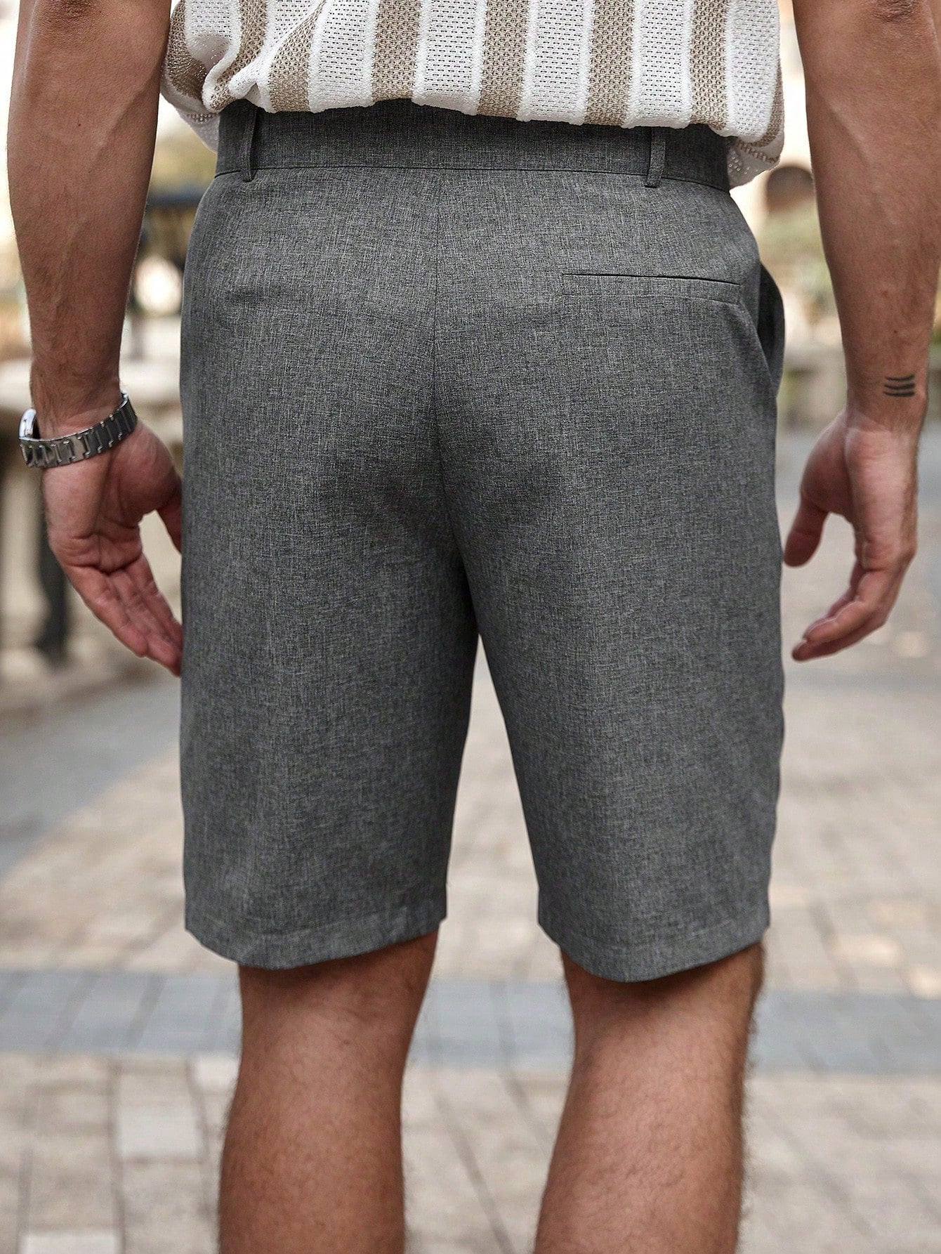 Shorts Masculino Linho Com Bolsos Diagonais E Caimento Solto Shorts Masculino Casual Com Bolsos Laterais E Cós De