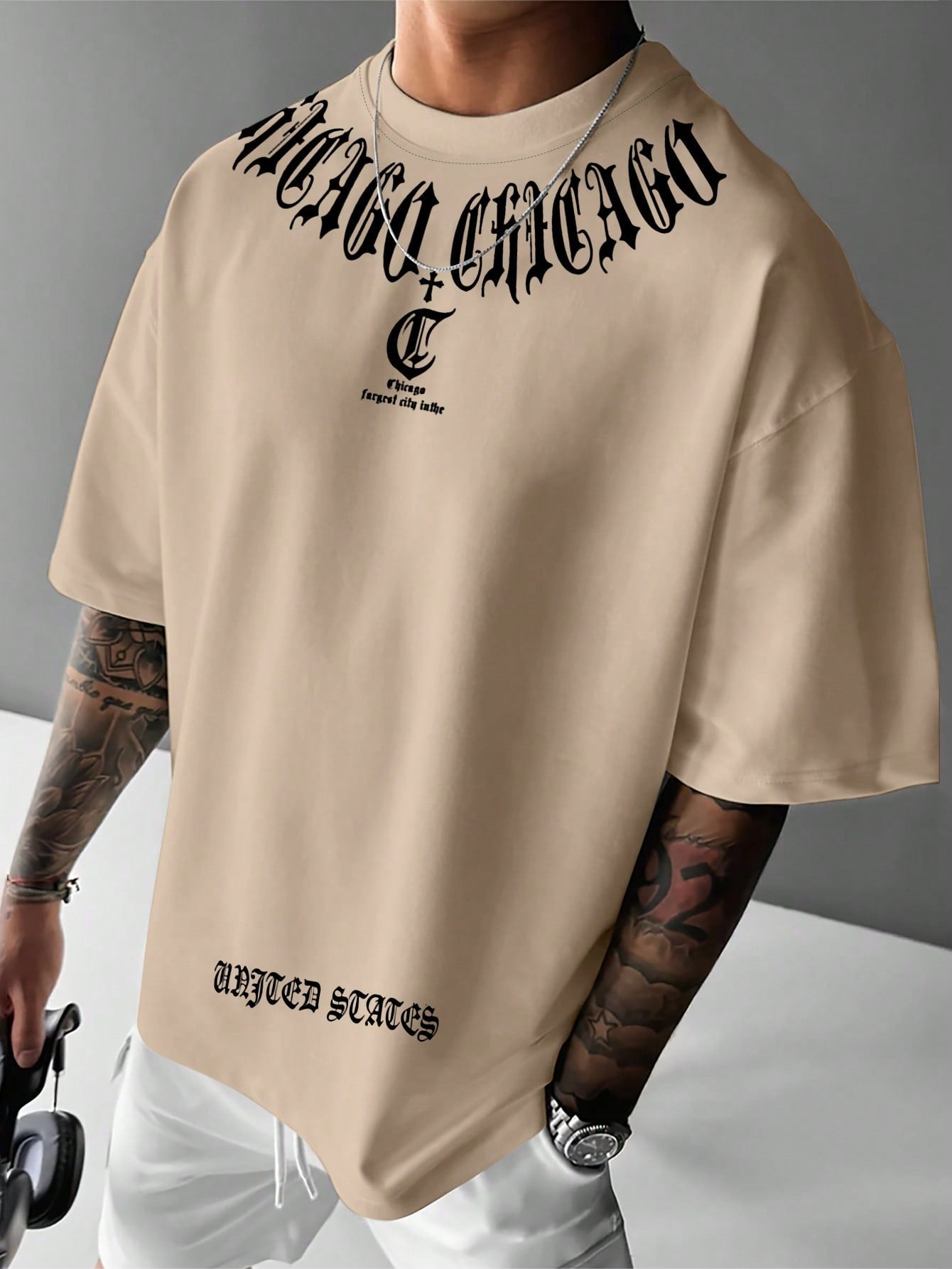 Camiseta Masculina Oversized Estampa Chicago Urbana Damasco / PP Camiseta Masculina Oversized Estampa Chicago Urbana