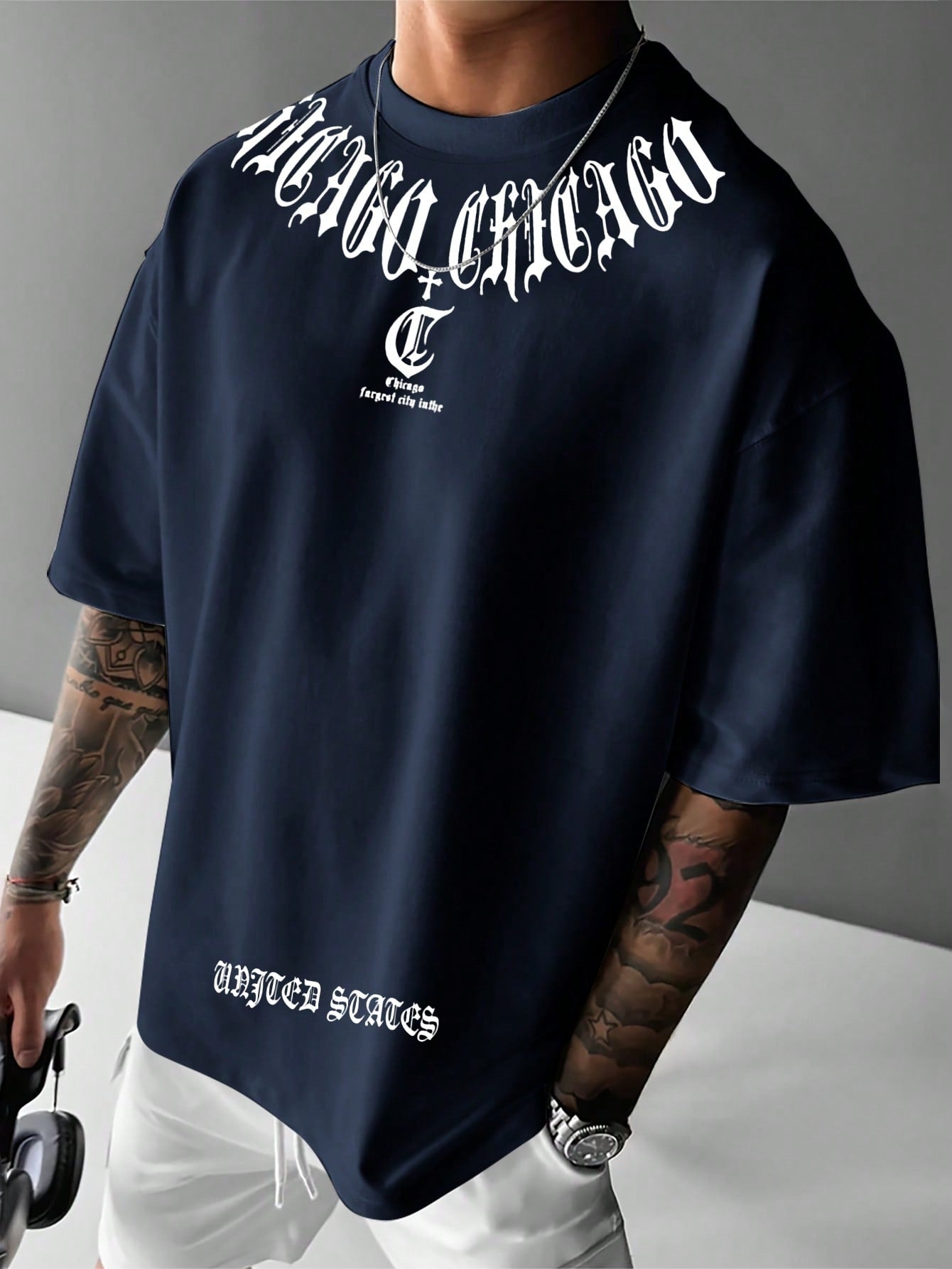 Camiseta Masculina Oversized Estampa Chicago Urbana Azul Marinho / PP Camiseta Masculina Oversized Estampa Chicago