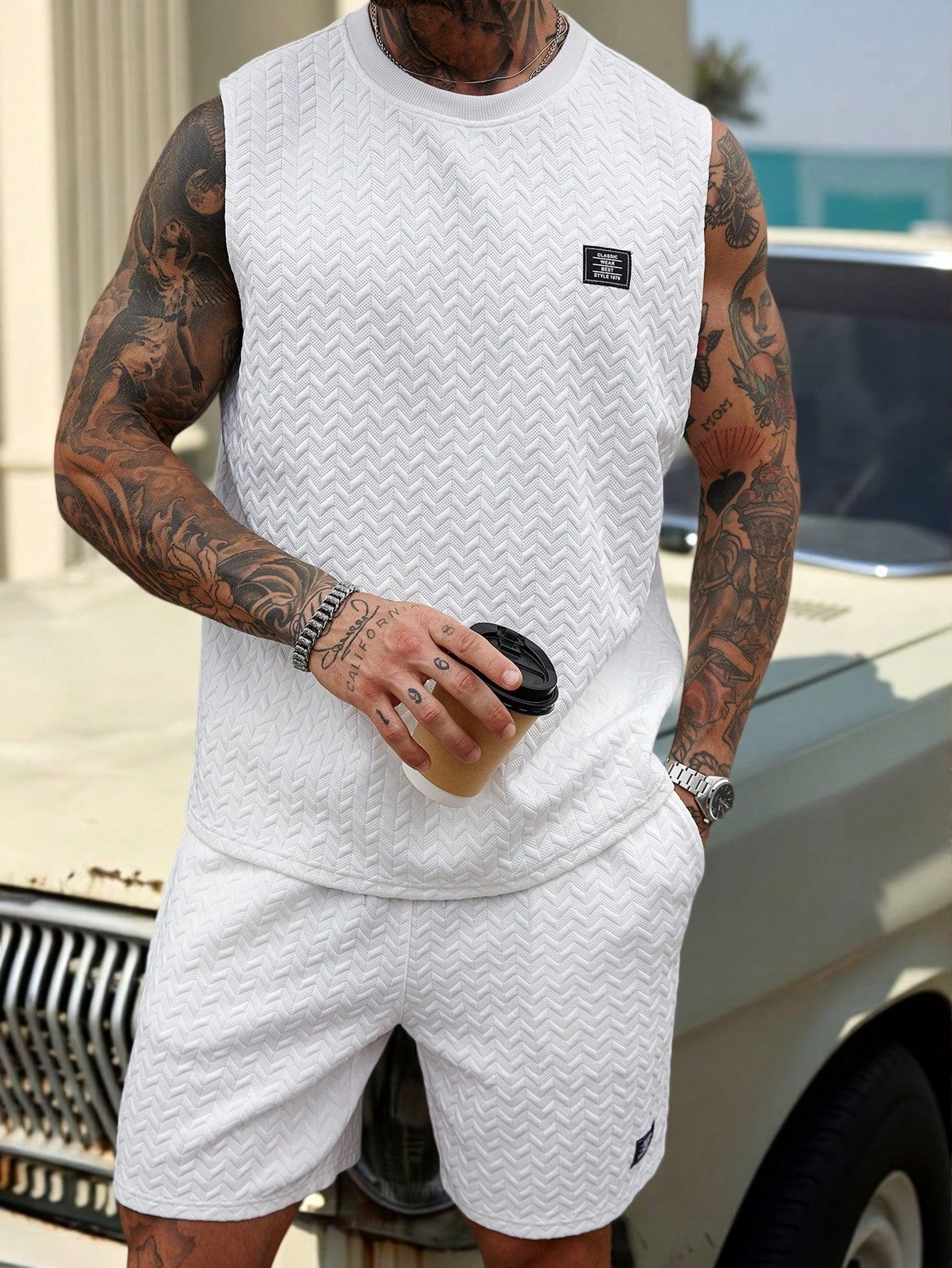 Conjunto Masculino Regata Com Letras Texturizadas E Shorts Cós Ajustável Conjunto Masculino Regata Com Letras