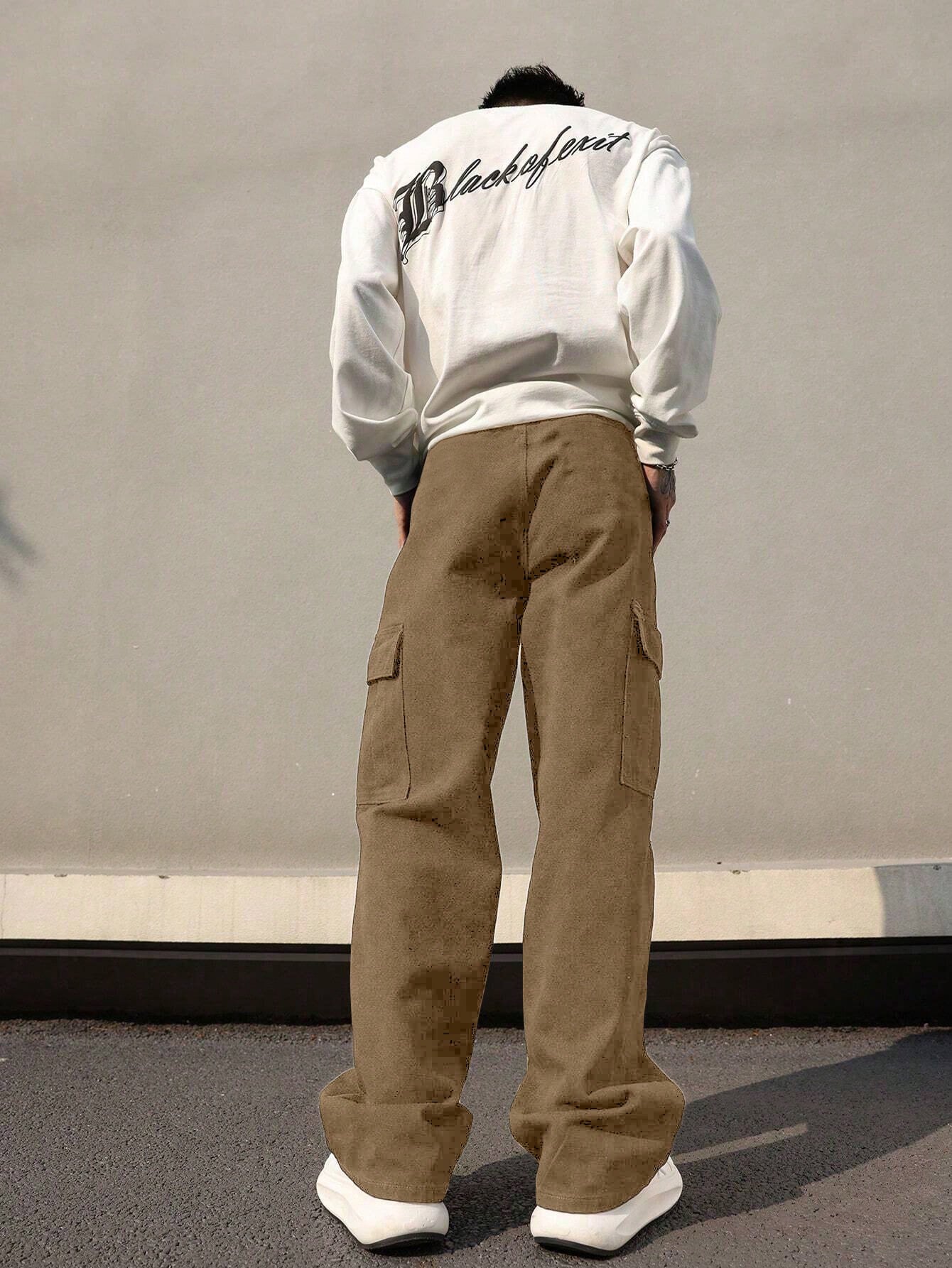 Calça Masculina Cargo Wide Leg Com Patch Bordado Calça Masculina Cargo Wide Leg Com Patch Bordado