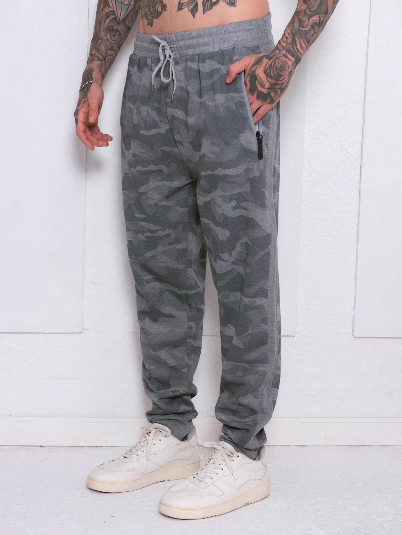 Calça Masculina Jogger Camuflada Com Cós Ajustável Cinza / PP Calça Masculina Jogger Camuflada Com Cós Ajustável